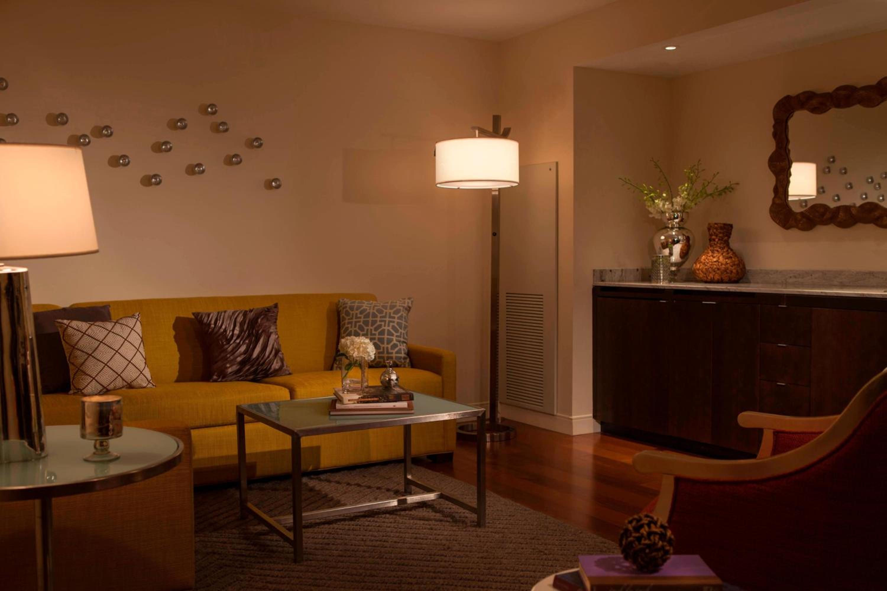 One-Bedroom Executive Suite  - Photo 4