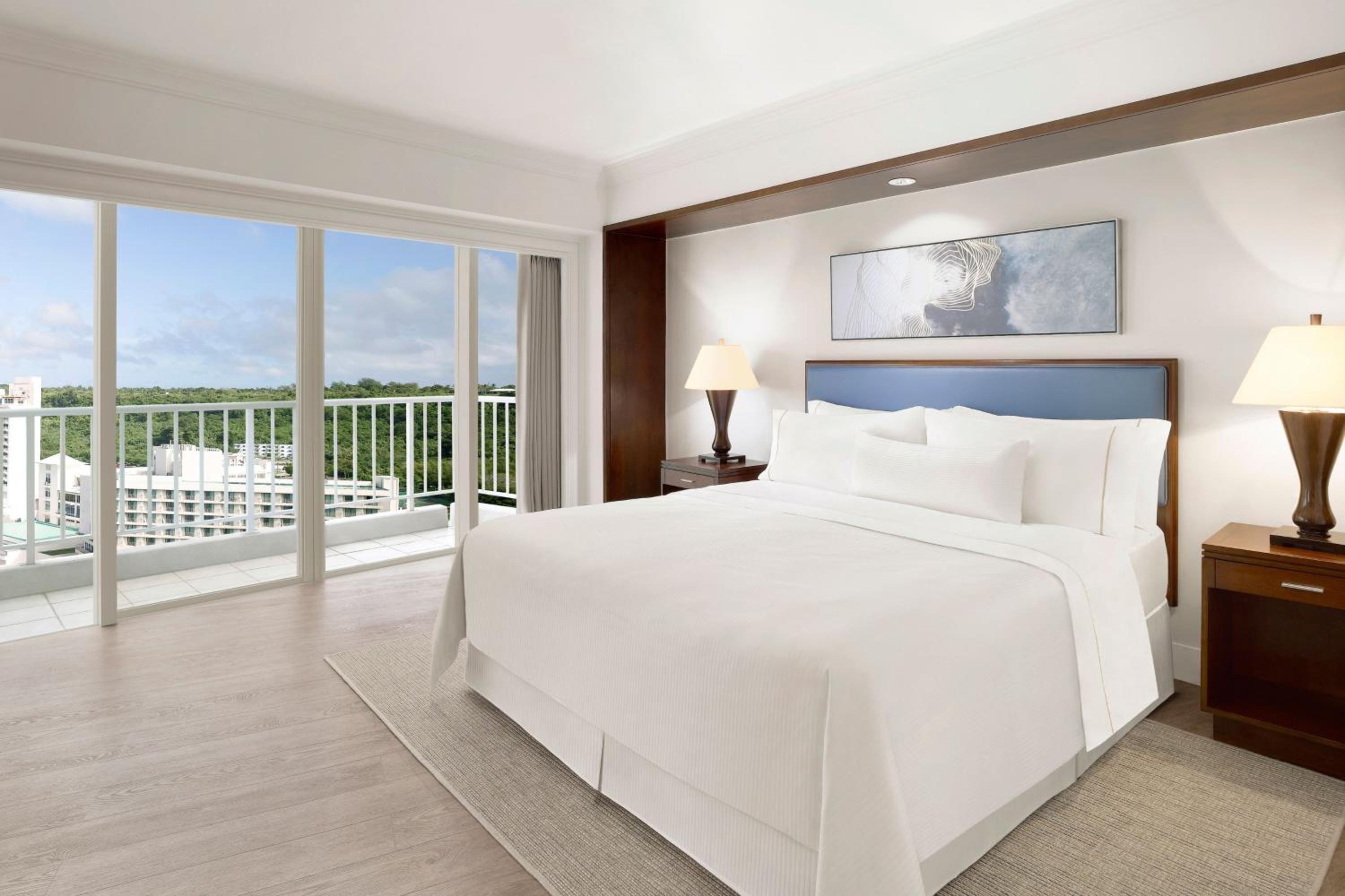 Ocean Front Suite King, 1 Bedroom Suite, 1 King, Oceanfront photo 3