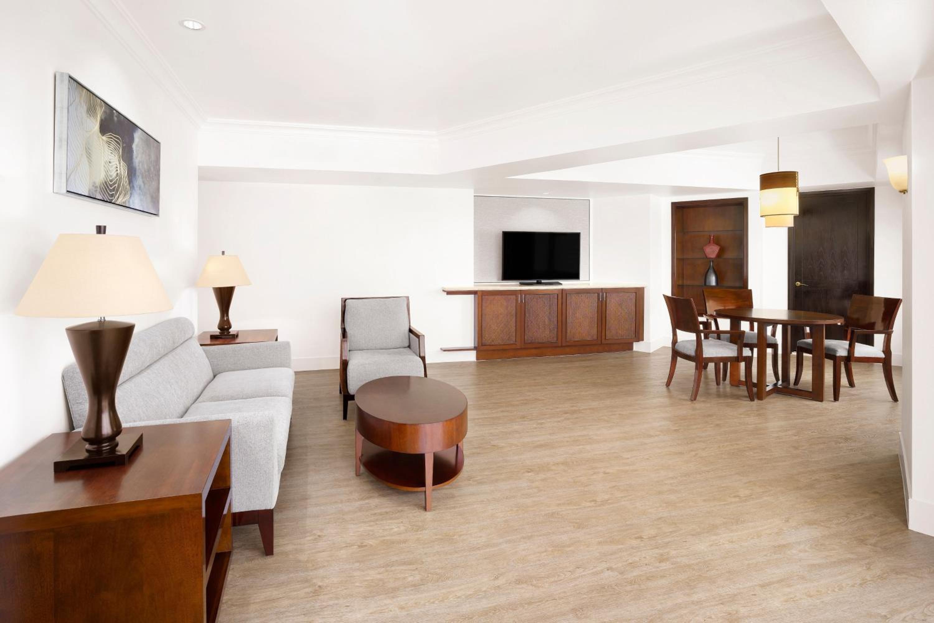 Ocean Front Suite King, 1 Bedroom Suite, 1 King, Oceanfront photo 2