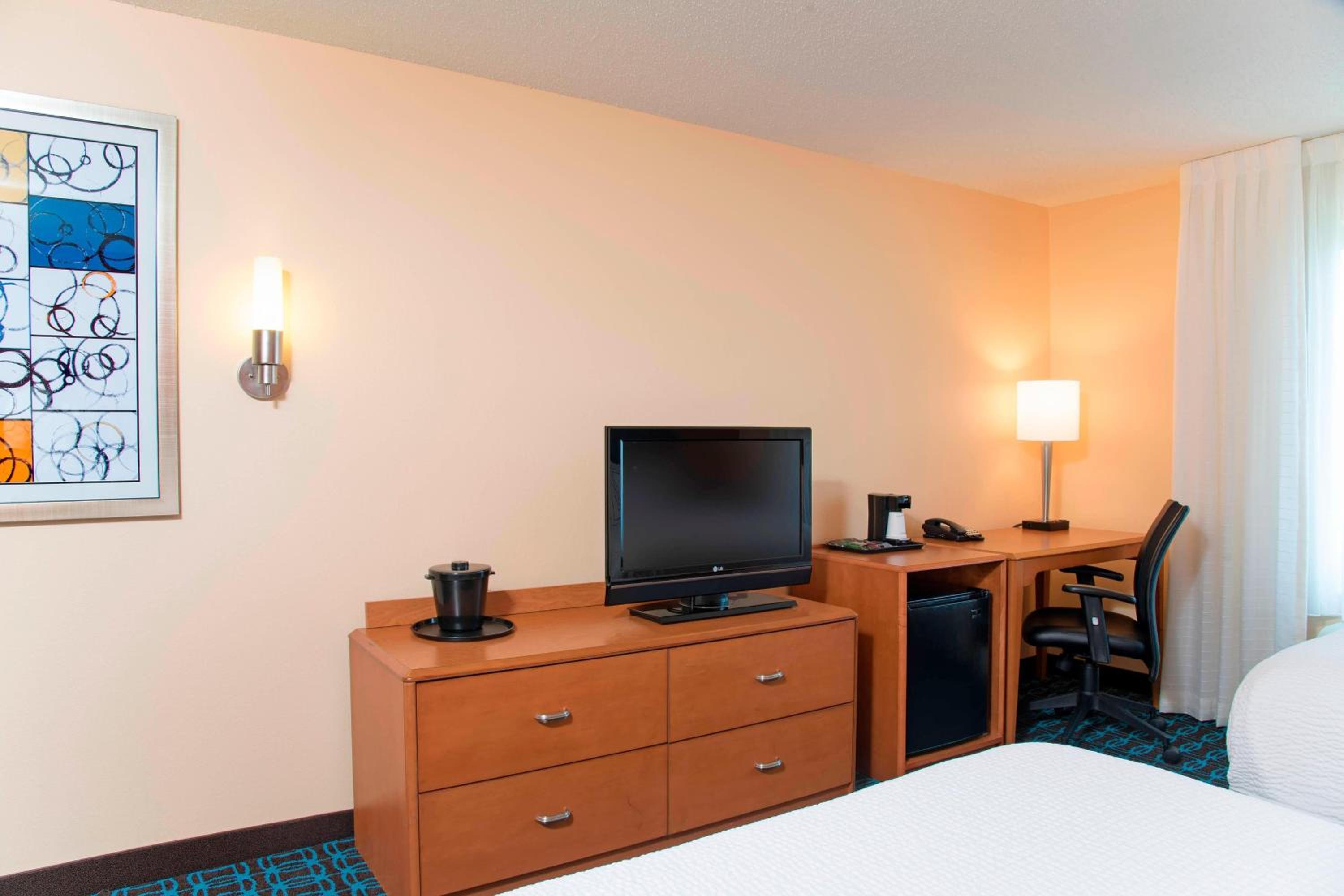 Double Room with Two Double Beds - Photo 3