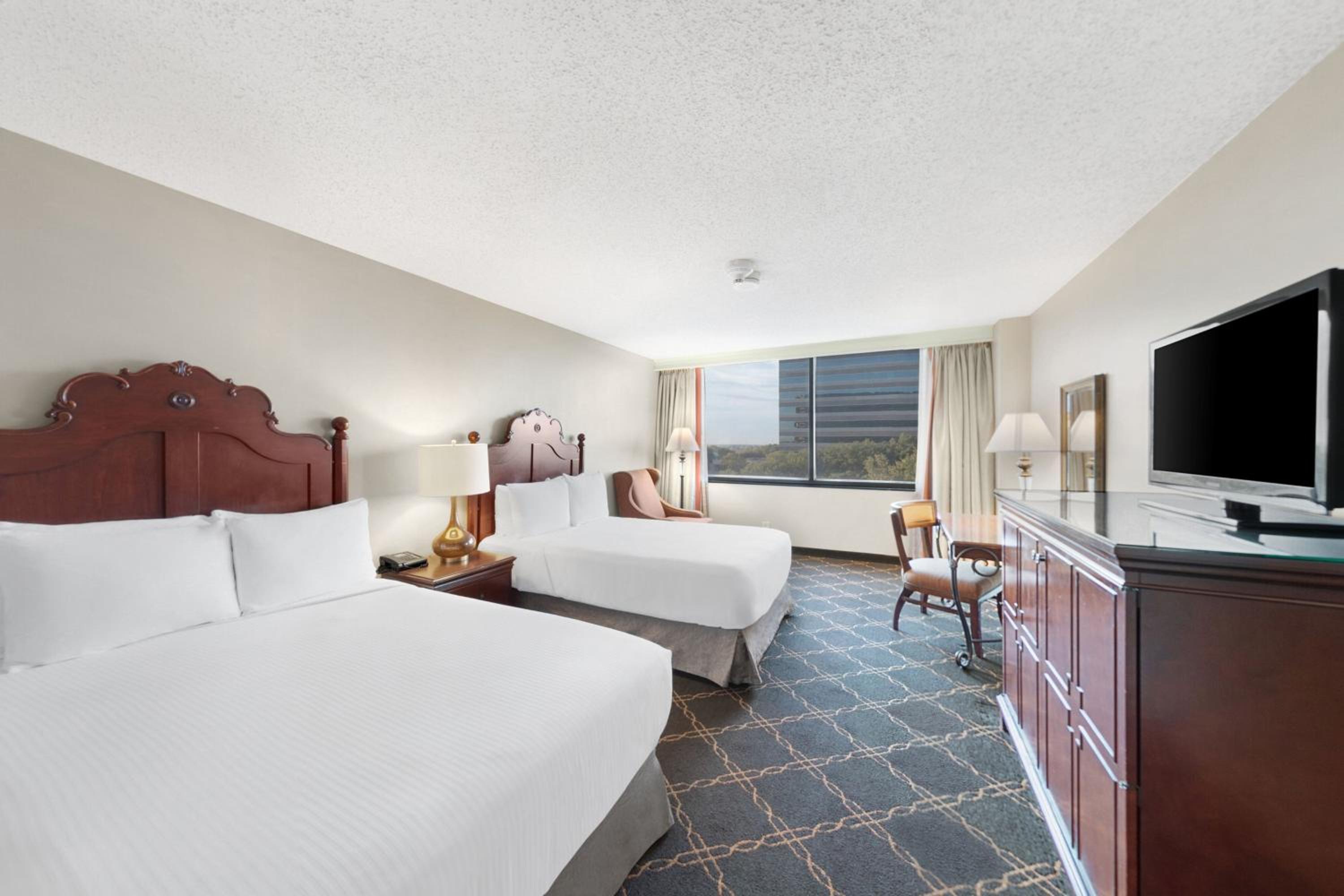 Double Room with Two Double Beds - Photo 4