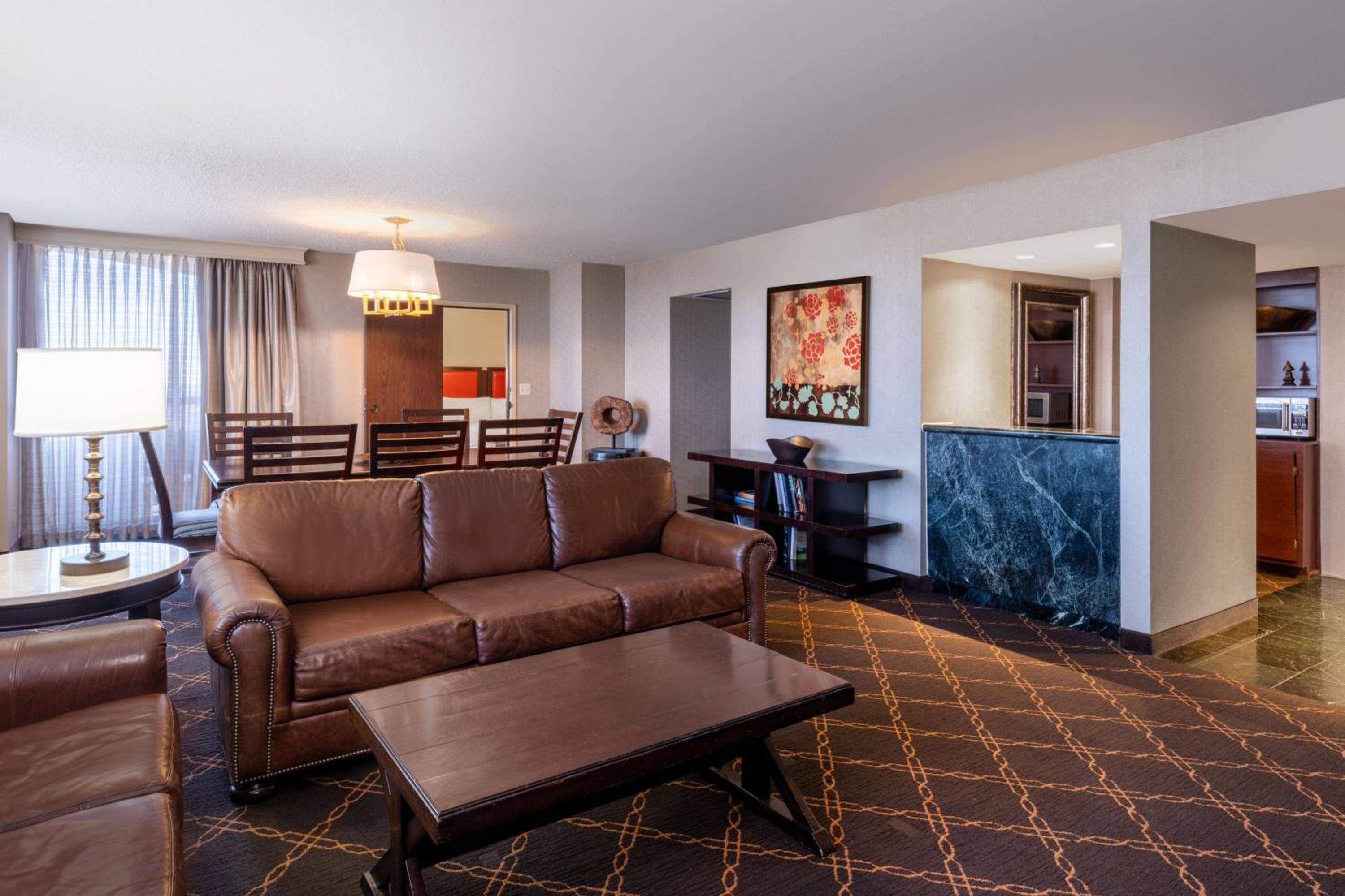 One-Bedroom Presidential King Suite