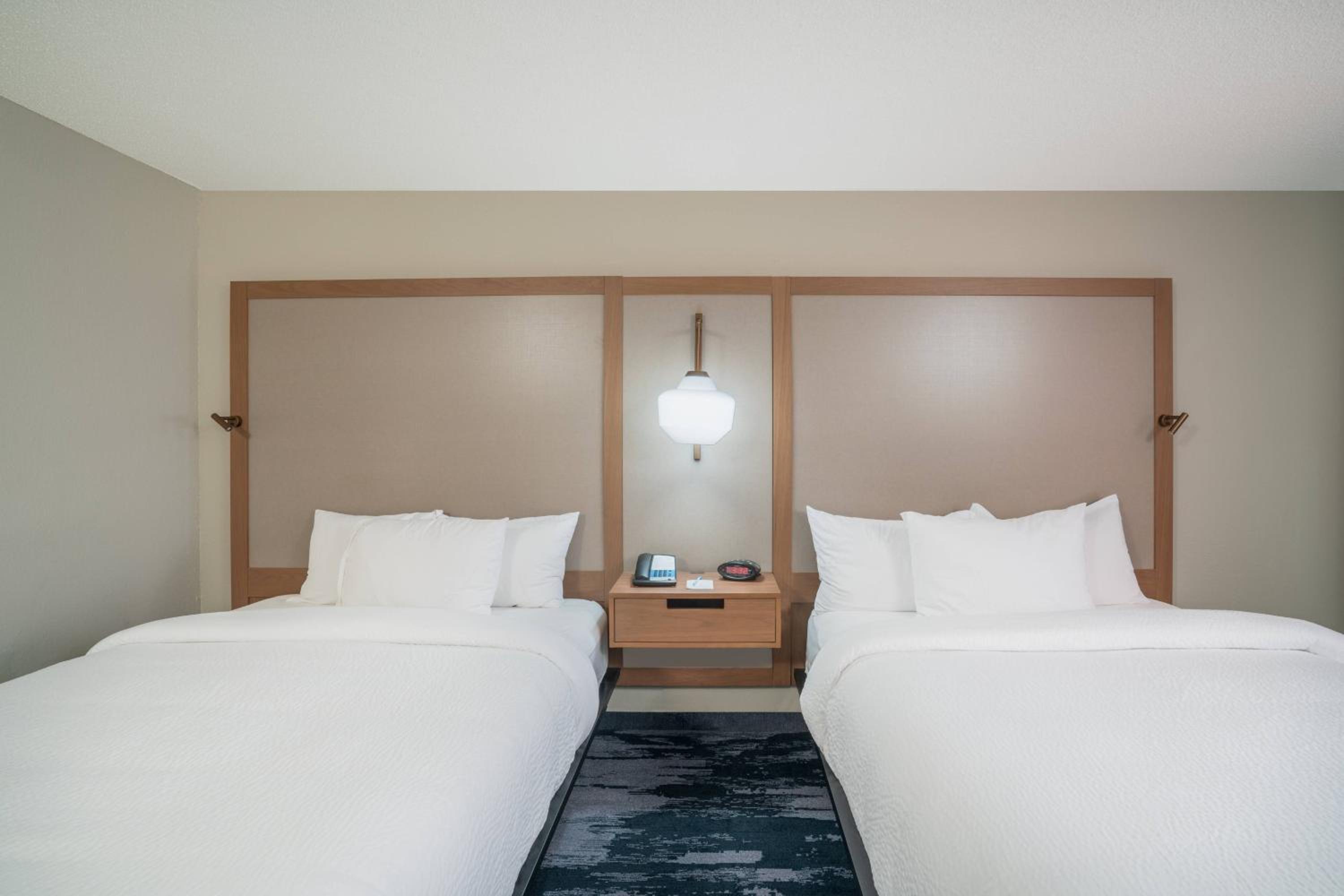 Double Room with Two Double Beds - Photo 4