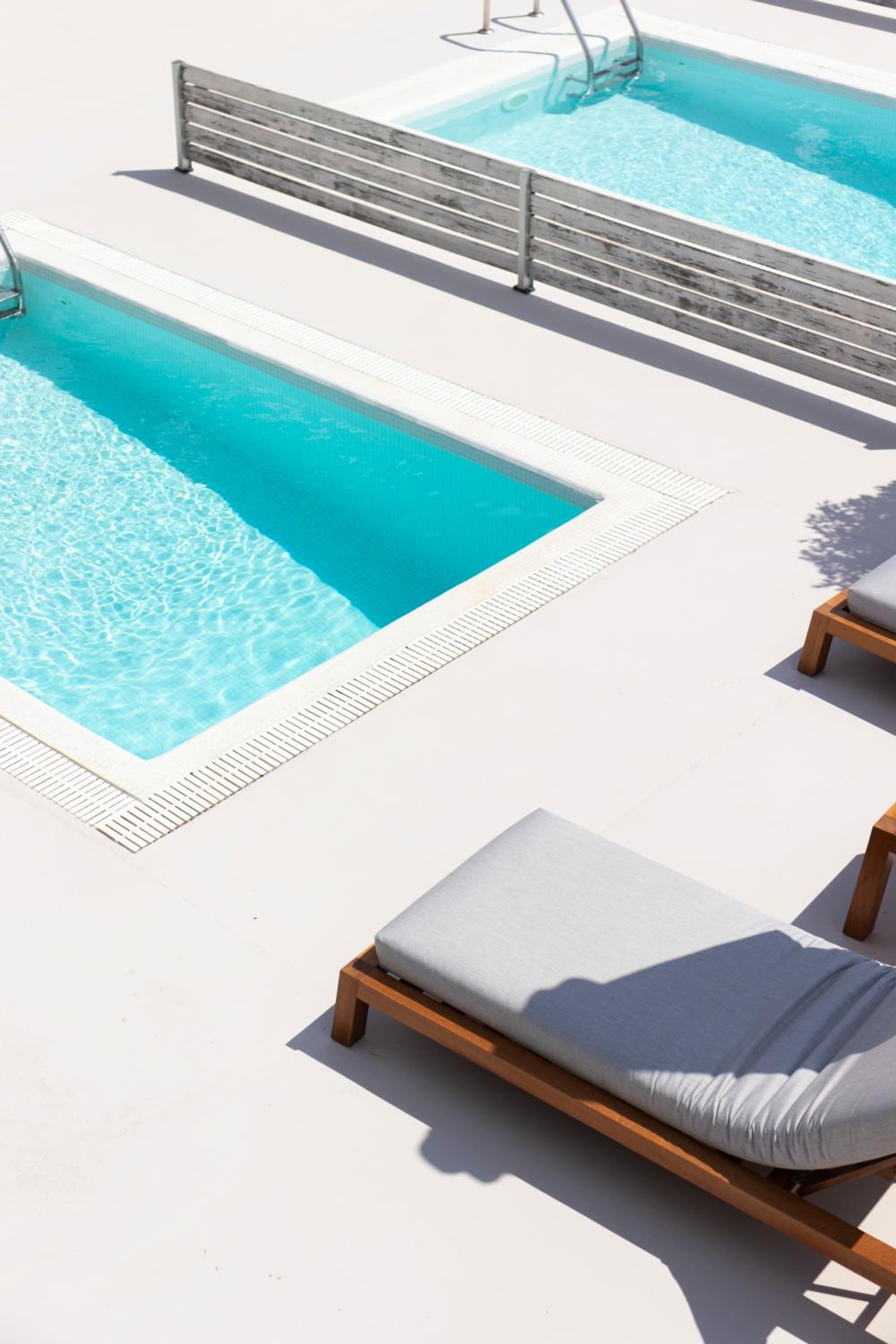 Executive Suite with Private Pool - Photo 13