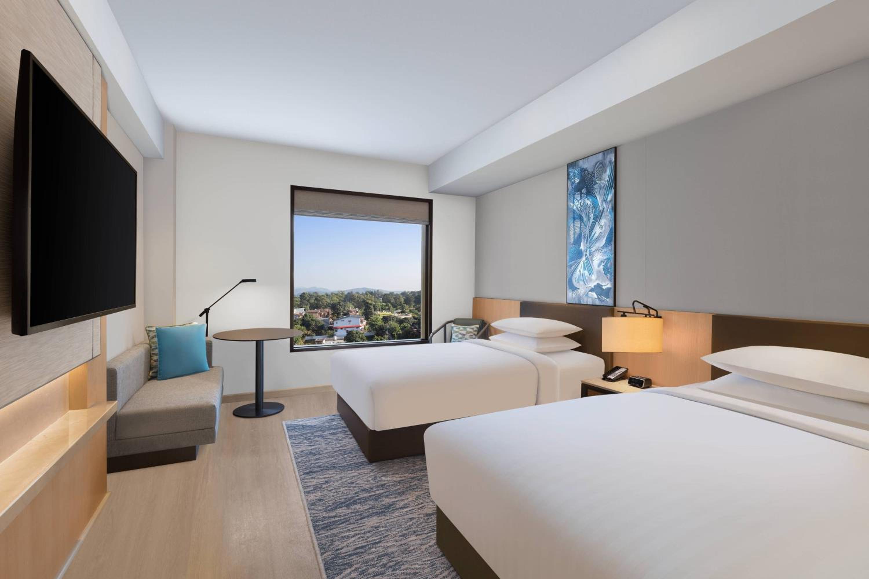 Standard Twin Room - Photo 4
