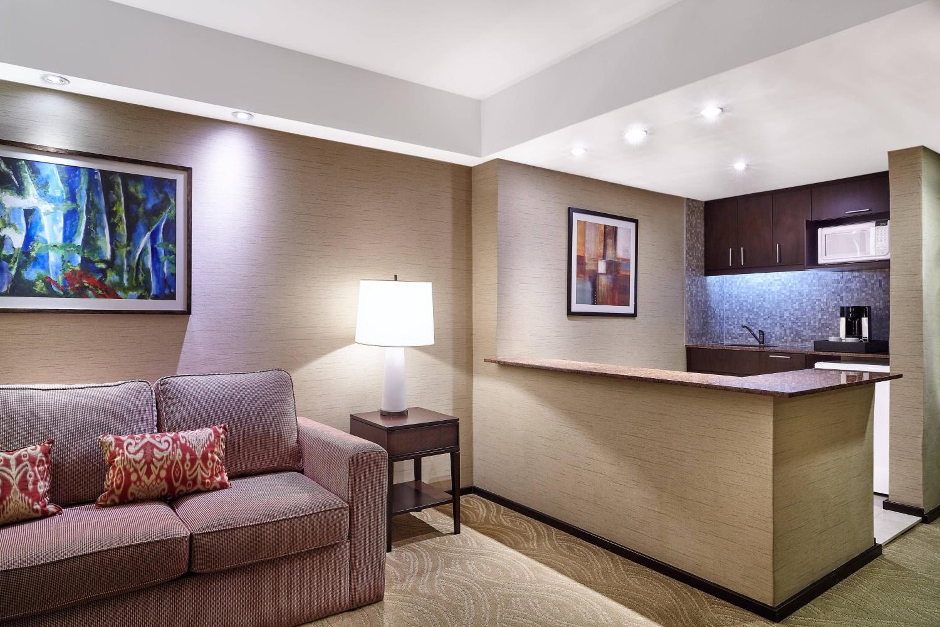 Family Room, Larger Guest room, 1 King, Sofa bed, Balcony thumbnail 5