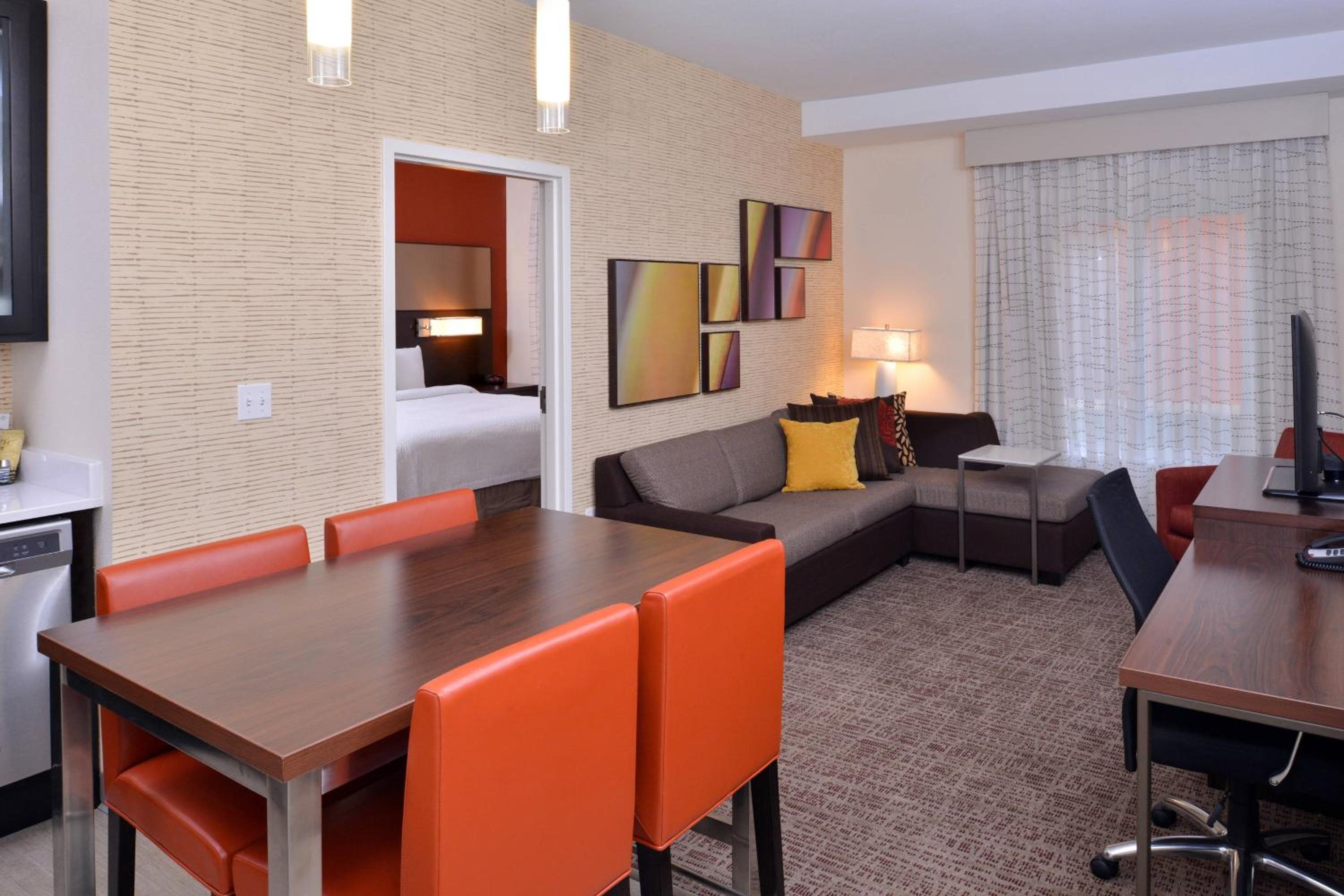 Two-Bedroom Suite photo 3