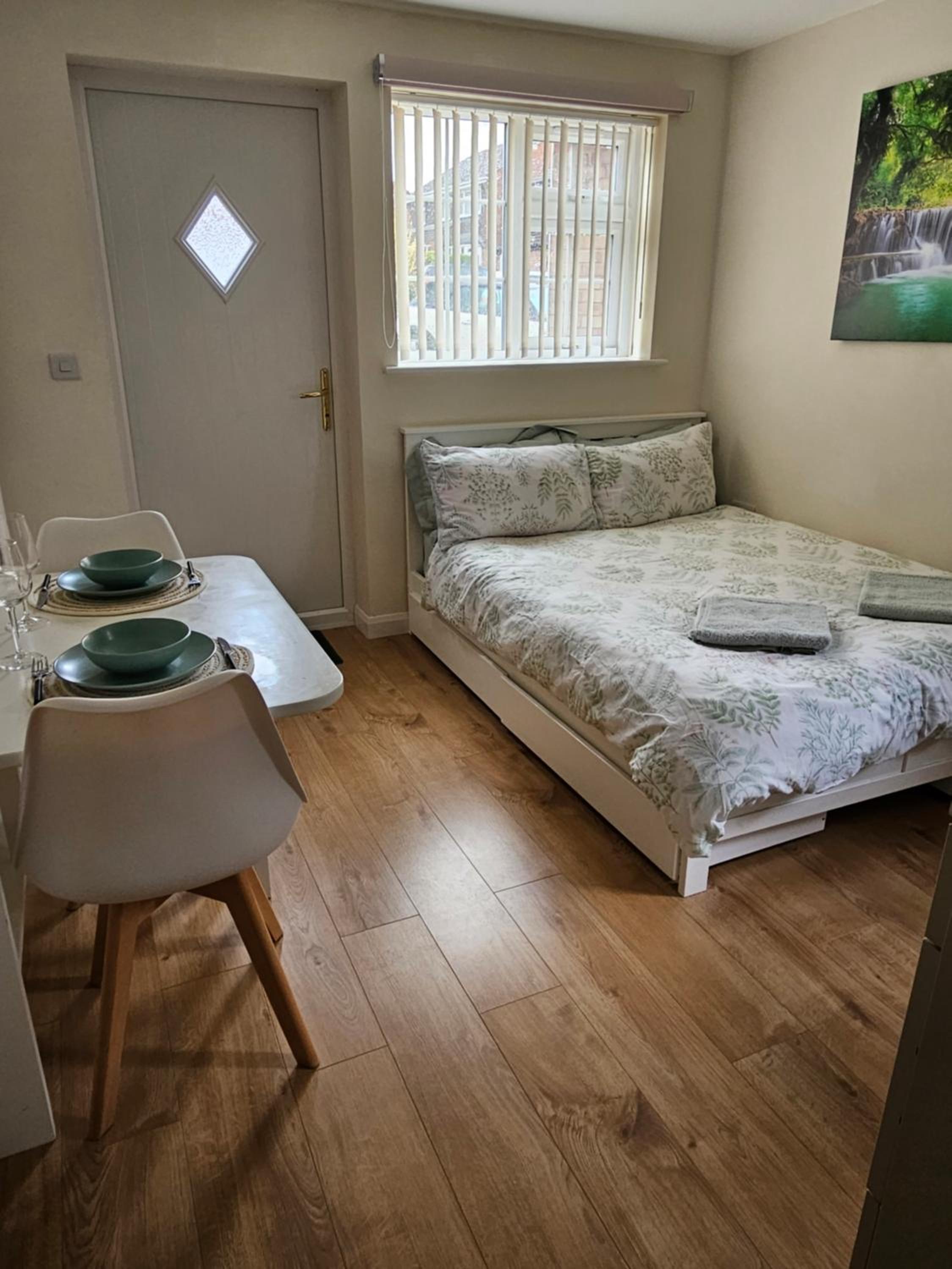 Double Room with Private Bathroom