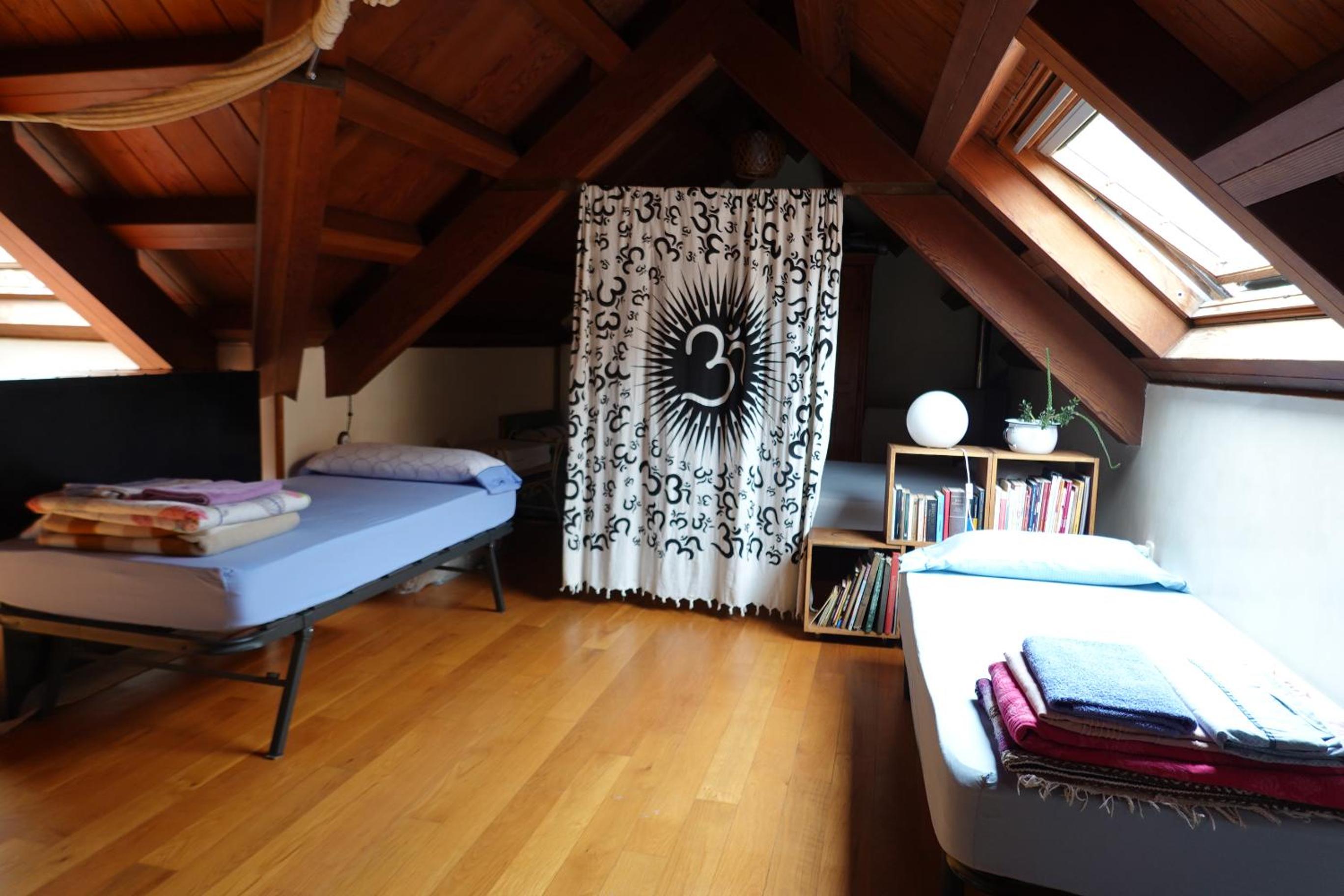 Single Bed in Mixed Dormitory Room photo 2
