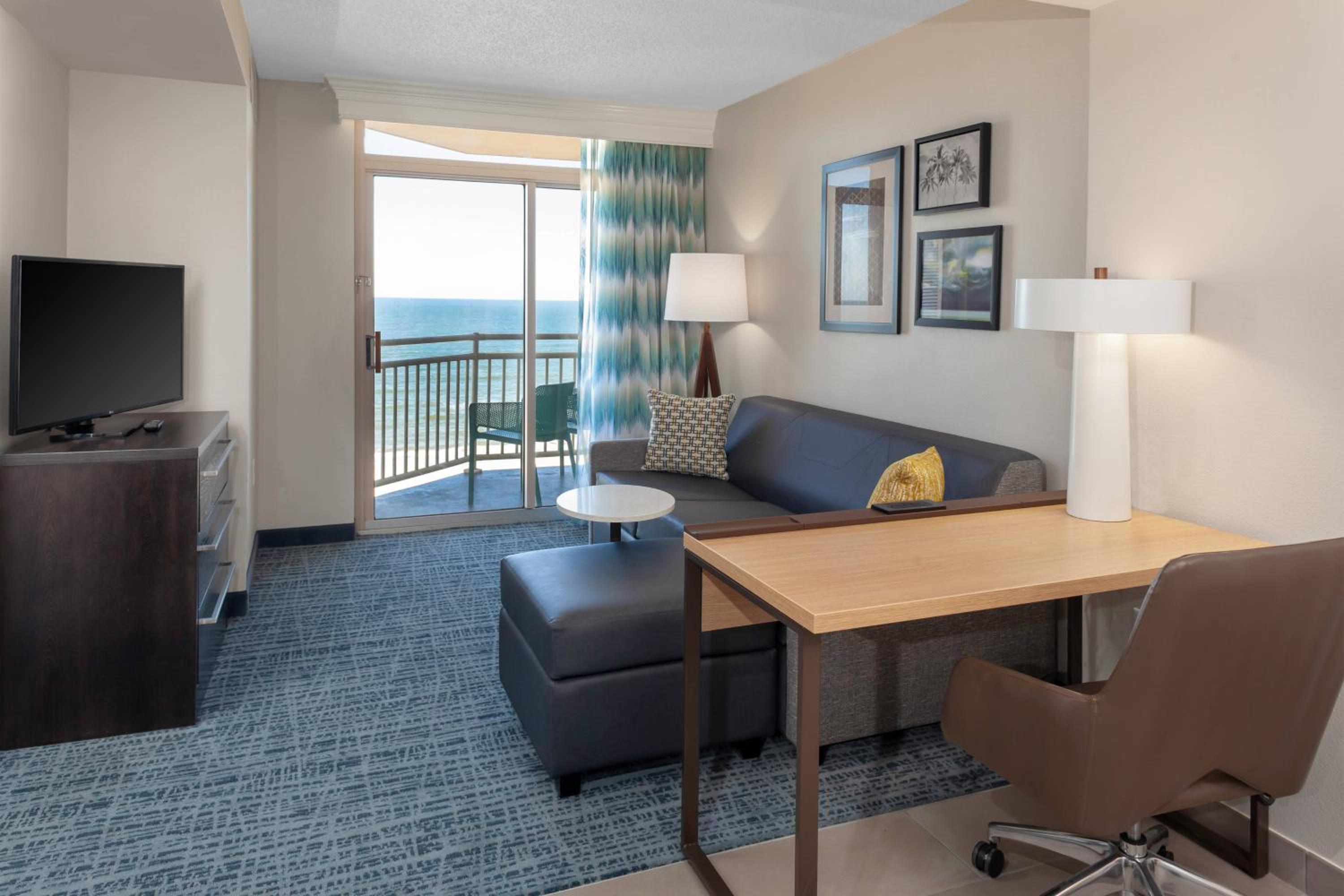 One-Bedroom King Suite - Photo 1
