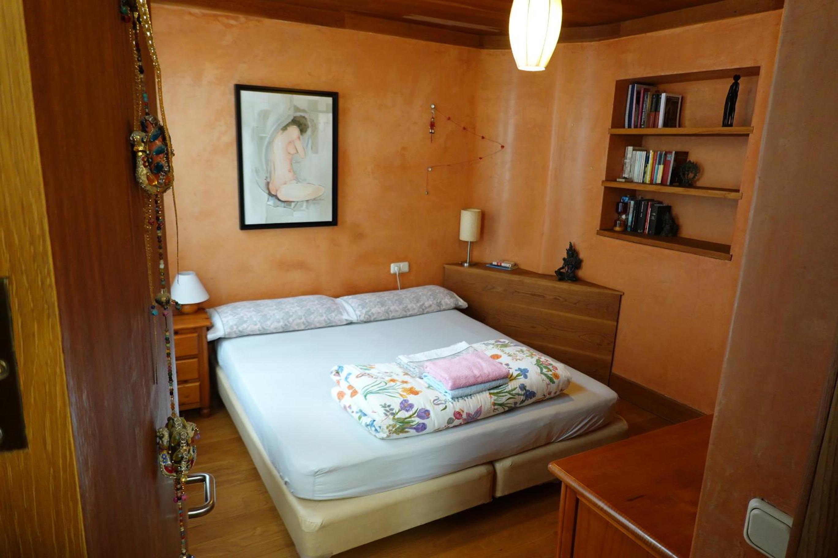 Double Room with Shared Bathroom 2 photo 3