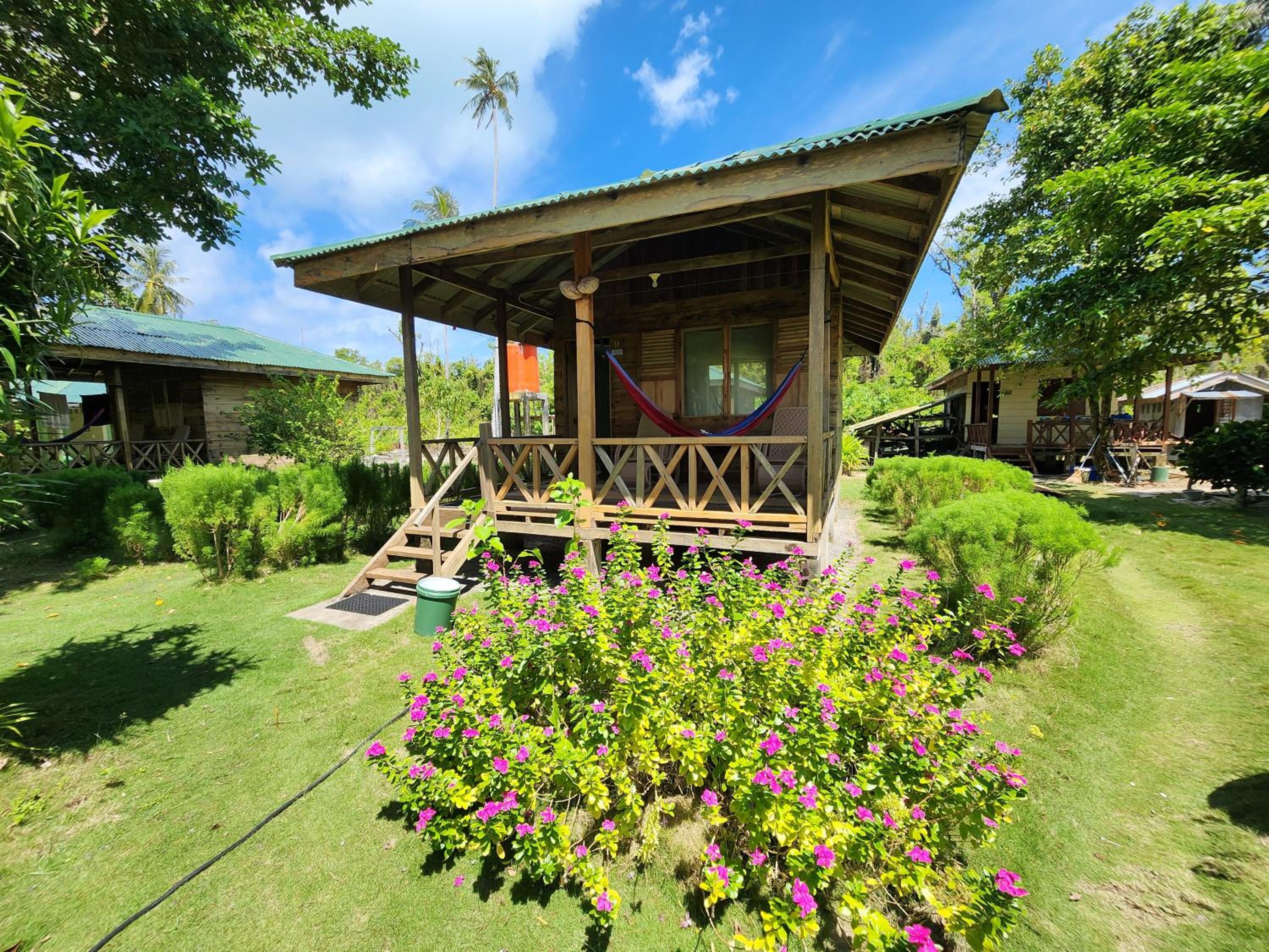 Twin Room with Garden View - Photo 2