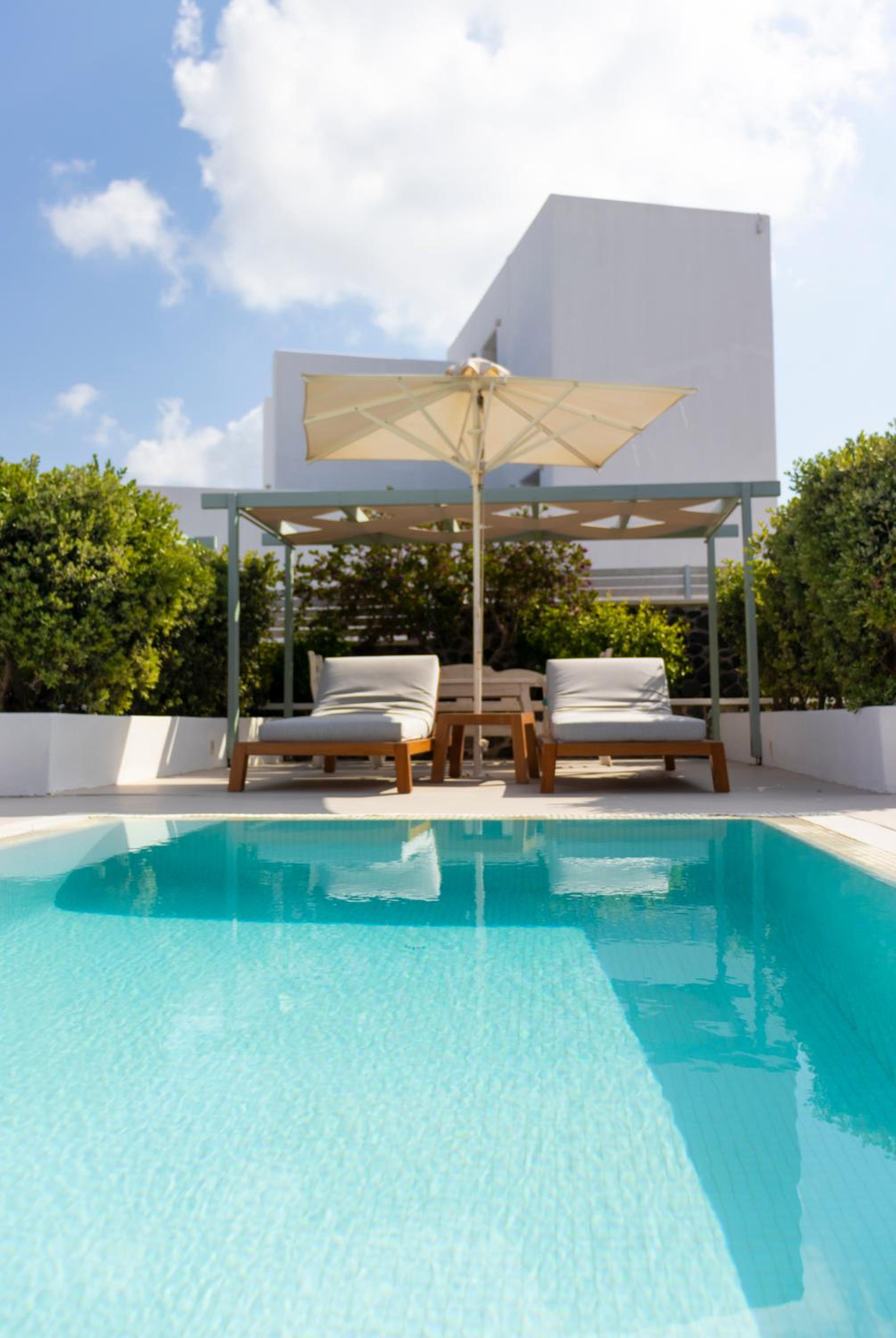 Executive Suite with Private Pool - Photo 8