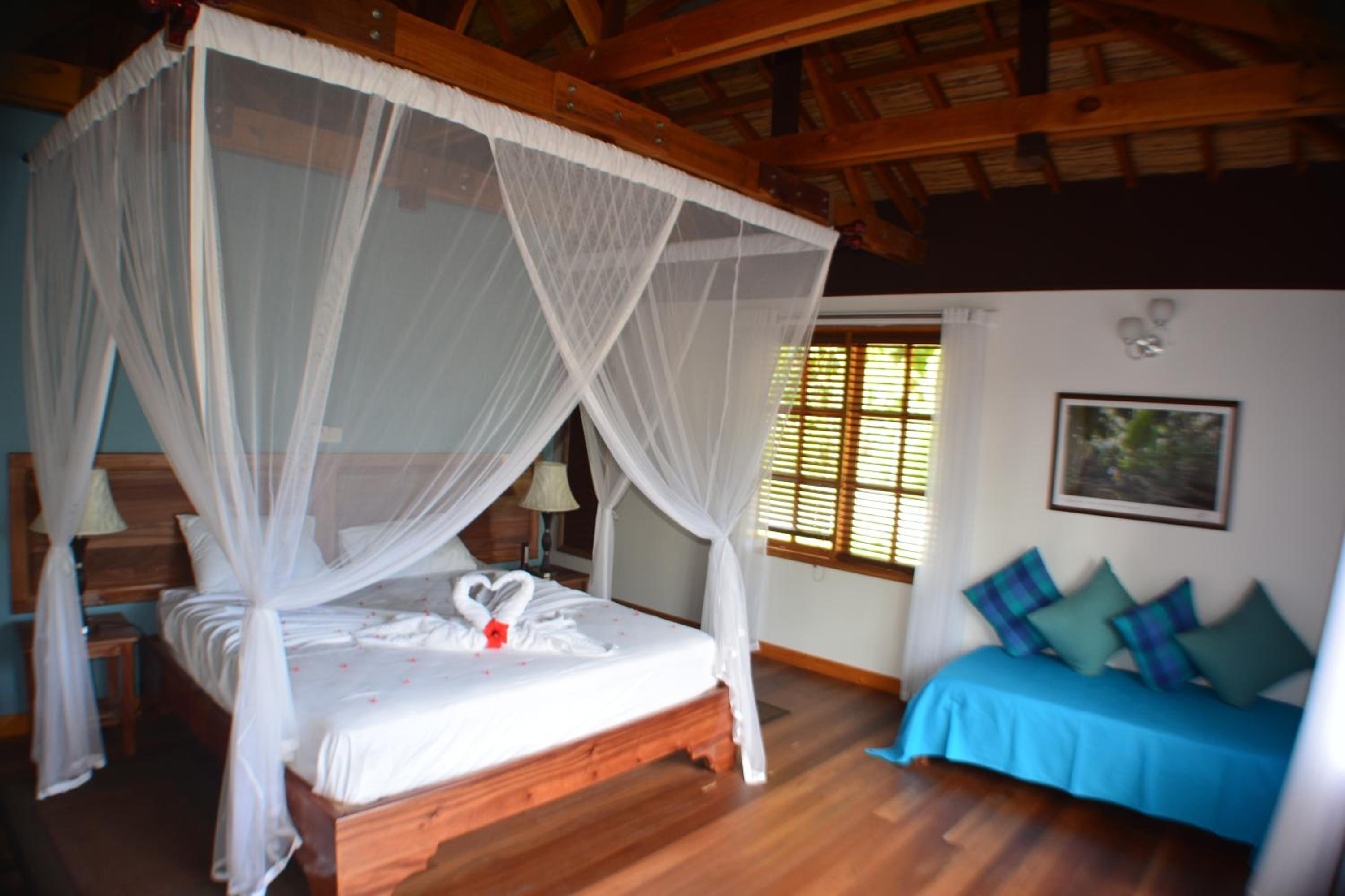 Two-Bedroom Villa photo 3