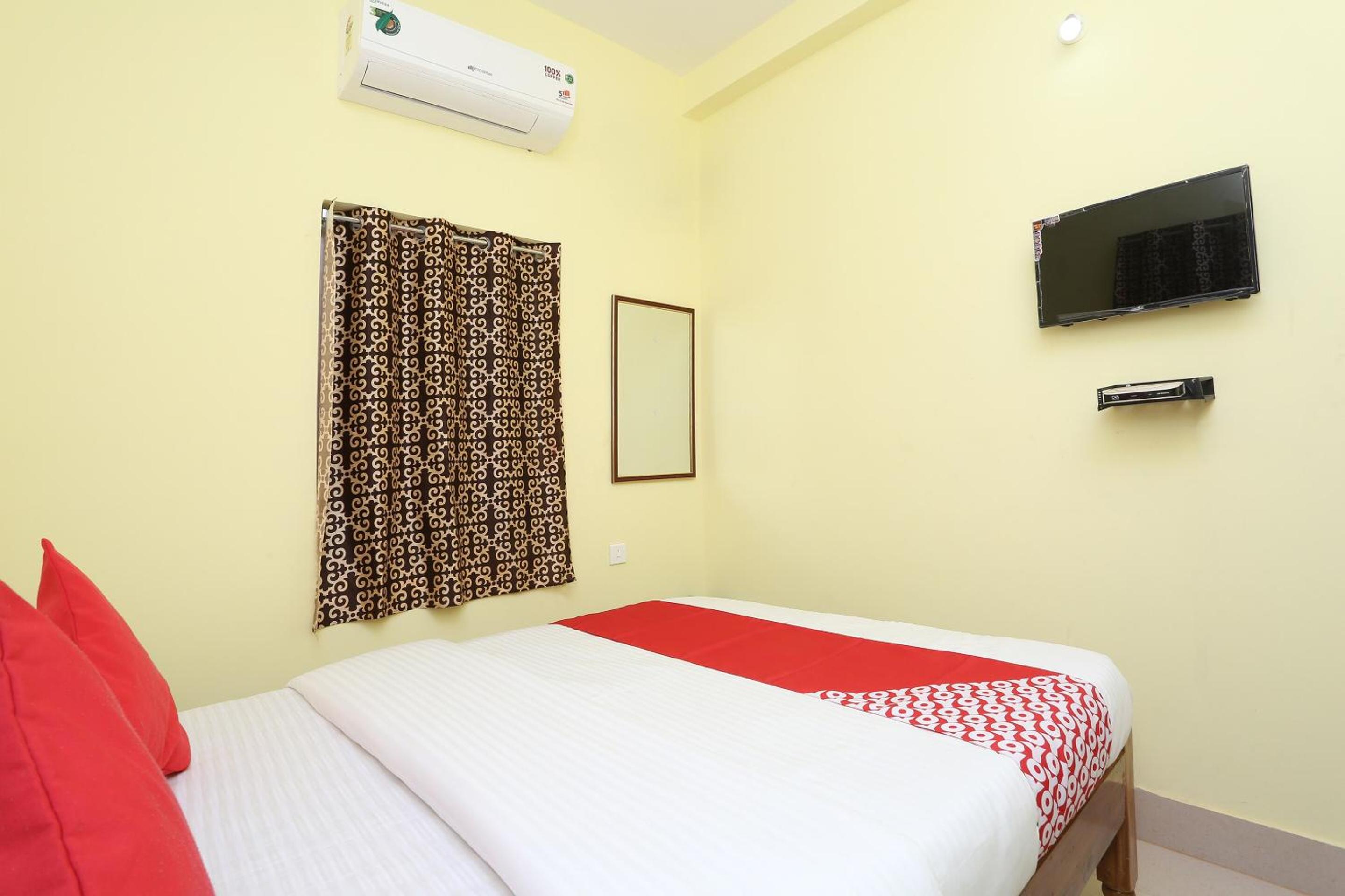 Small Double Room photo 2