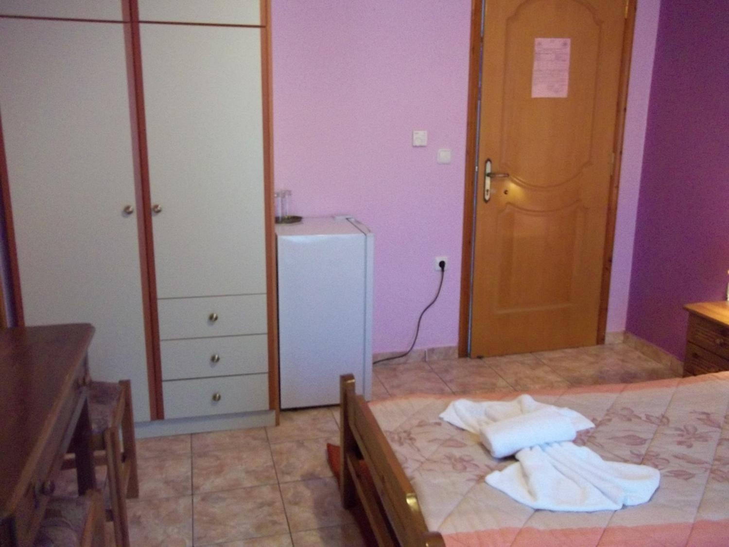 Twin Room with Balcony - Photo 1