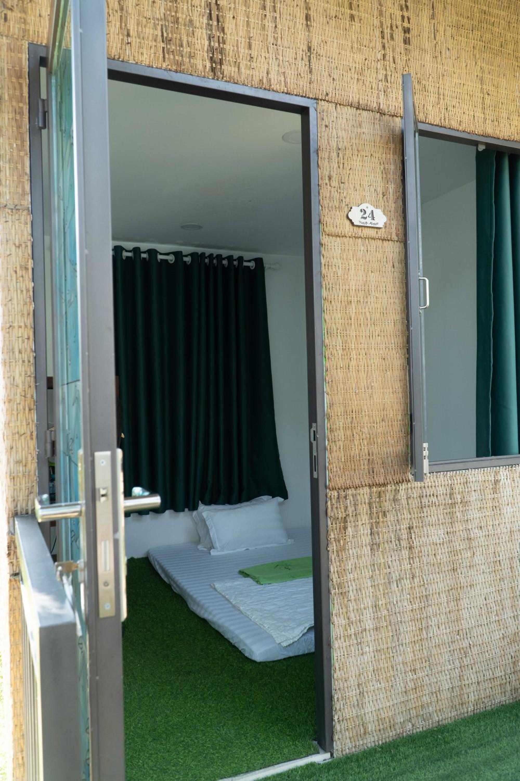 Deluxe Quadruple Room - Photo 5