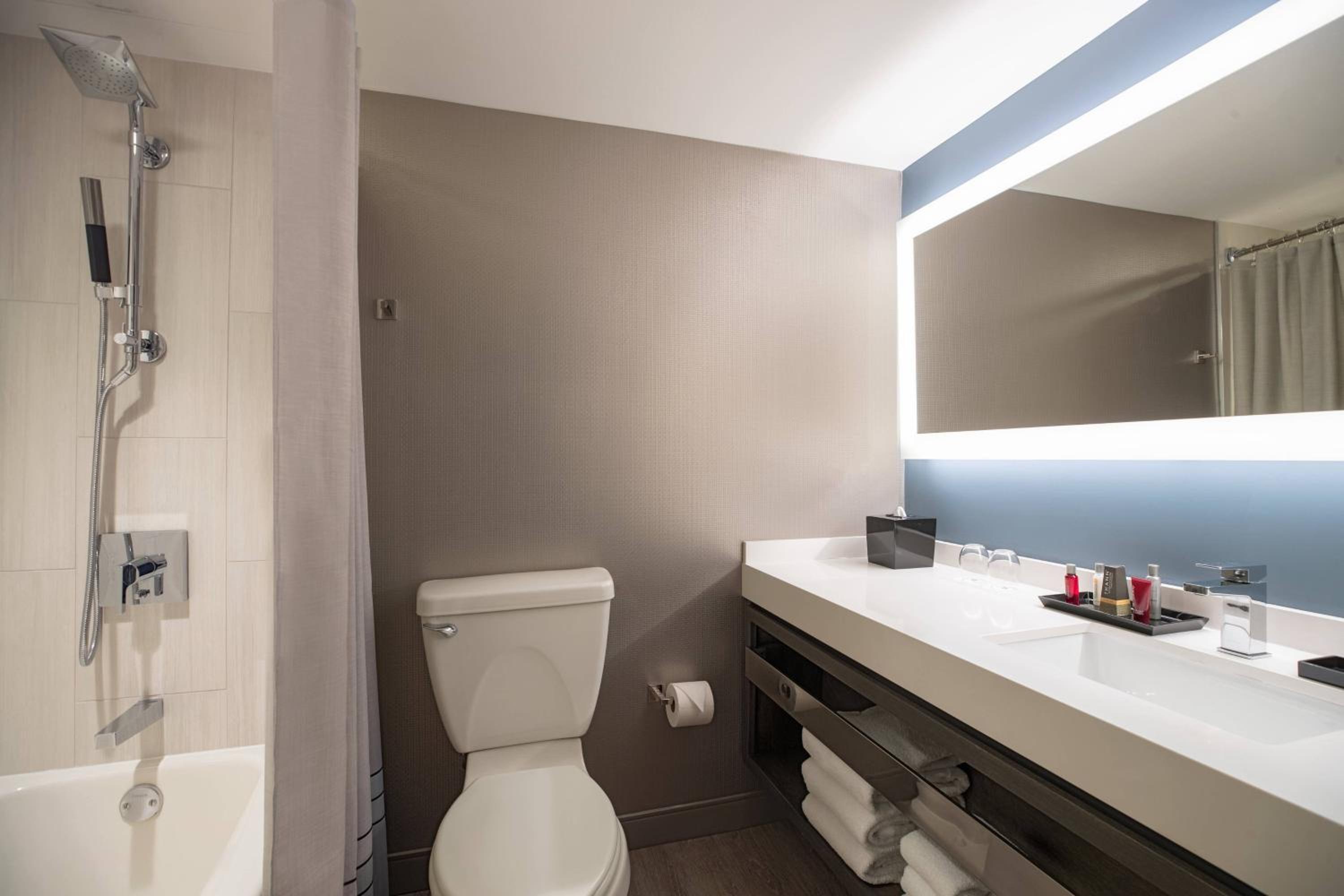 Double Room - Photo 8