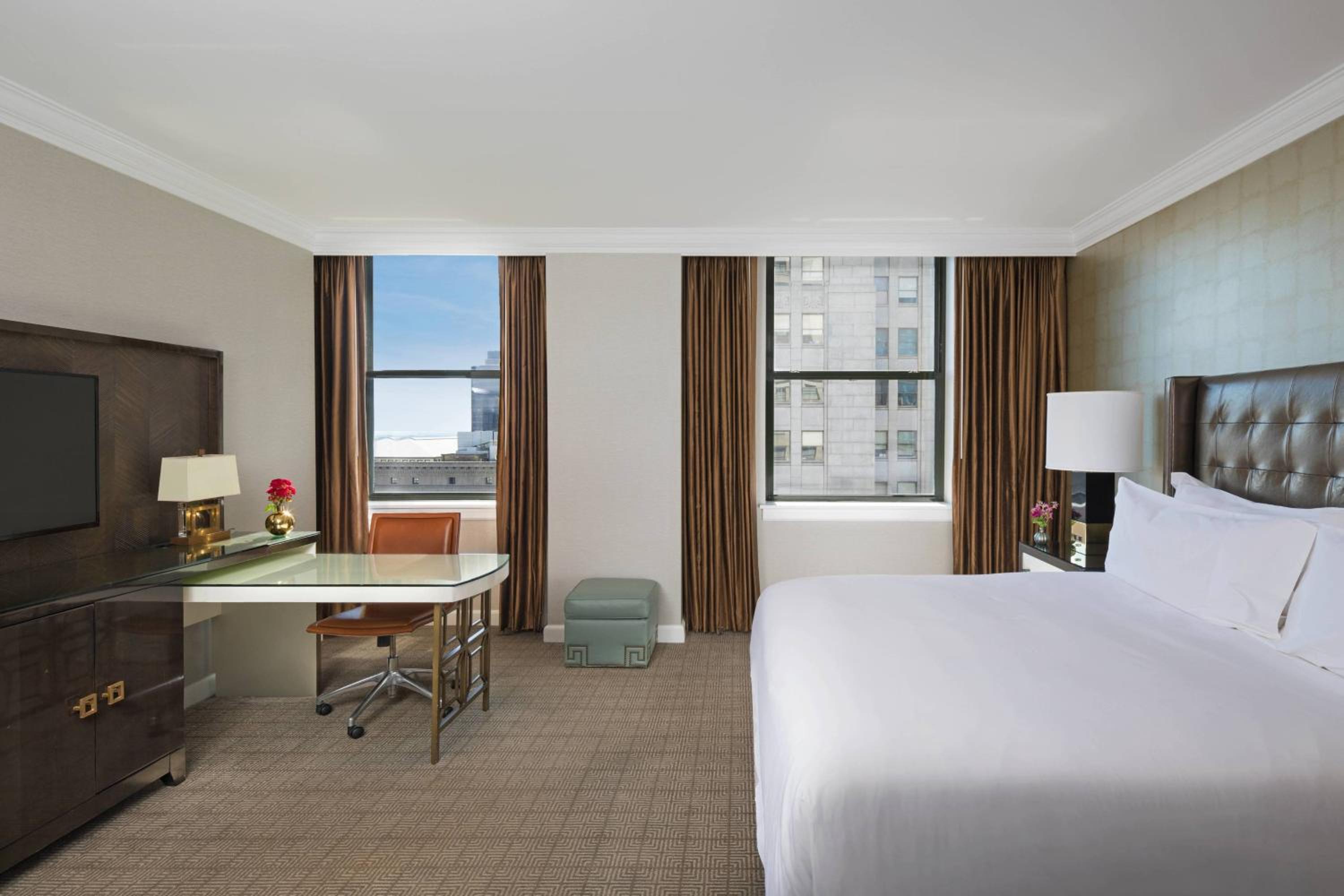 Superior, Larger Guest room, 1 King Bed - Photo 1