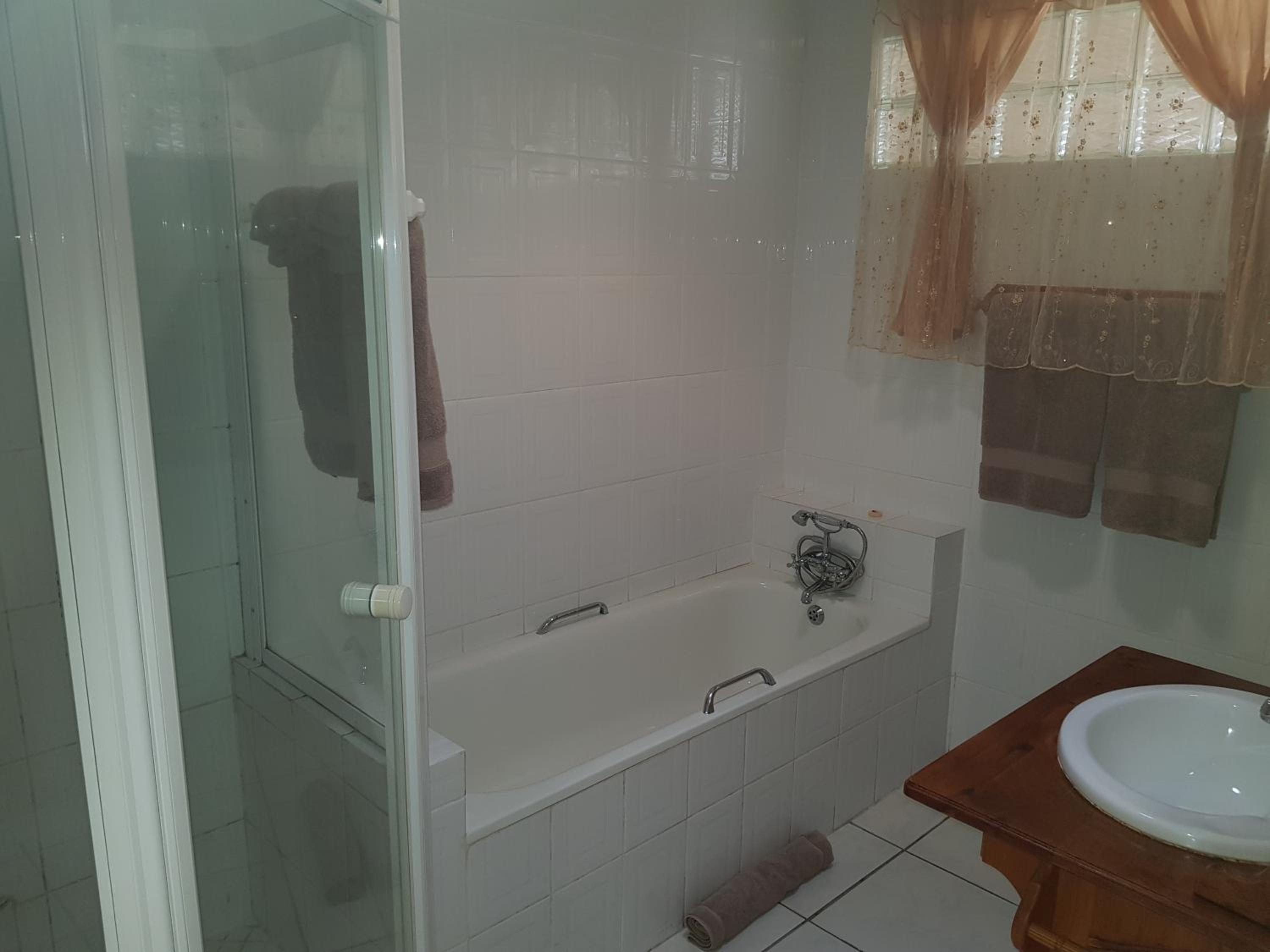 Double Room with Balcony photo 2