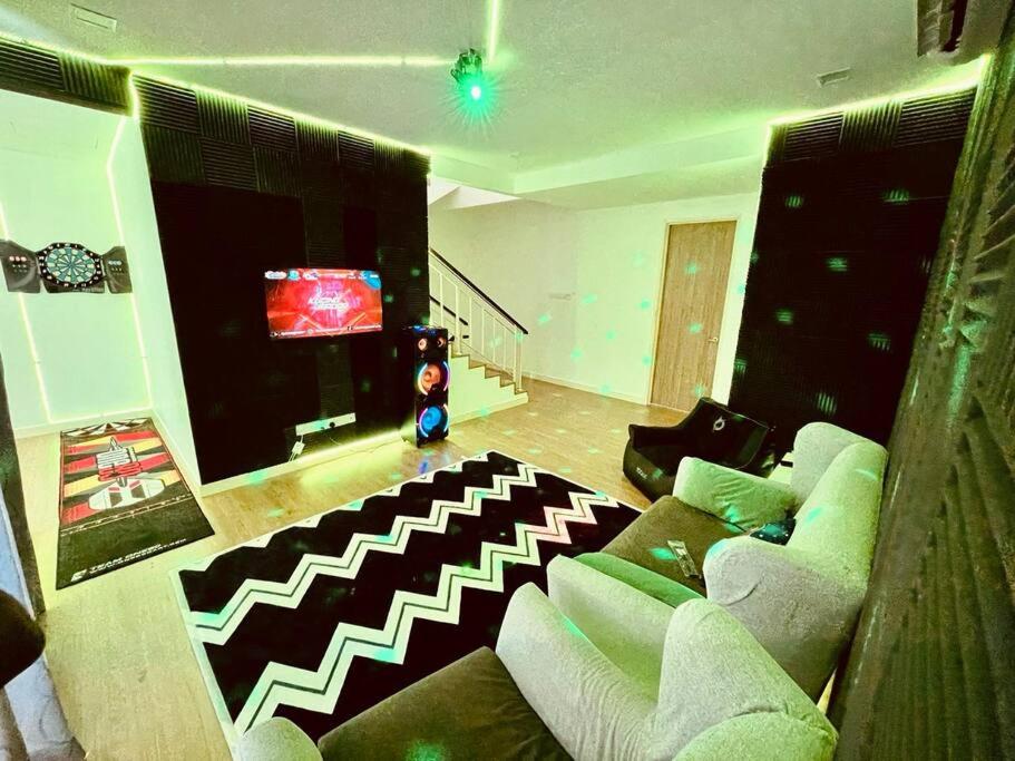 Villa photo 3