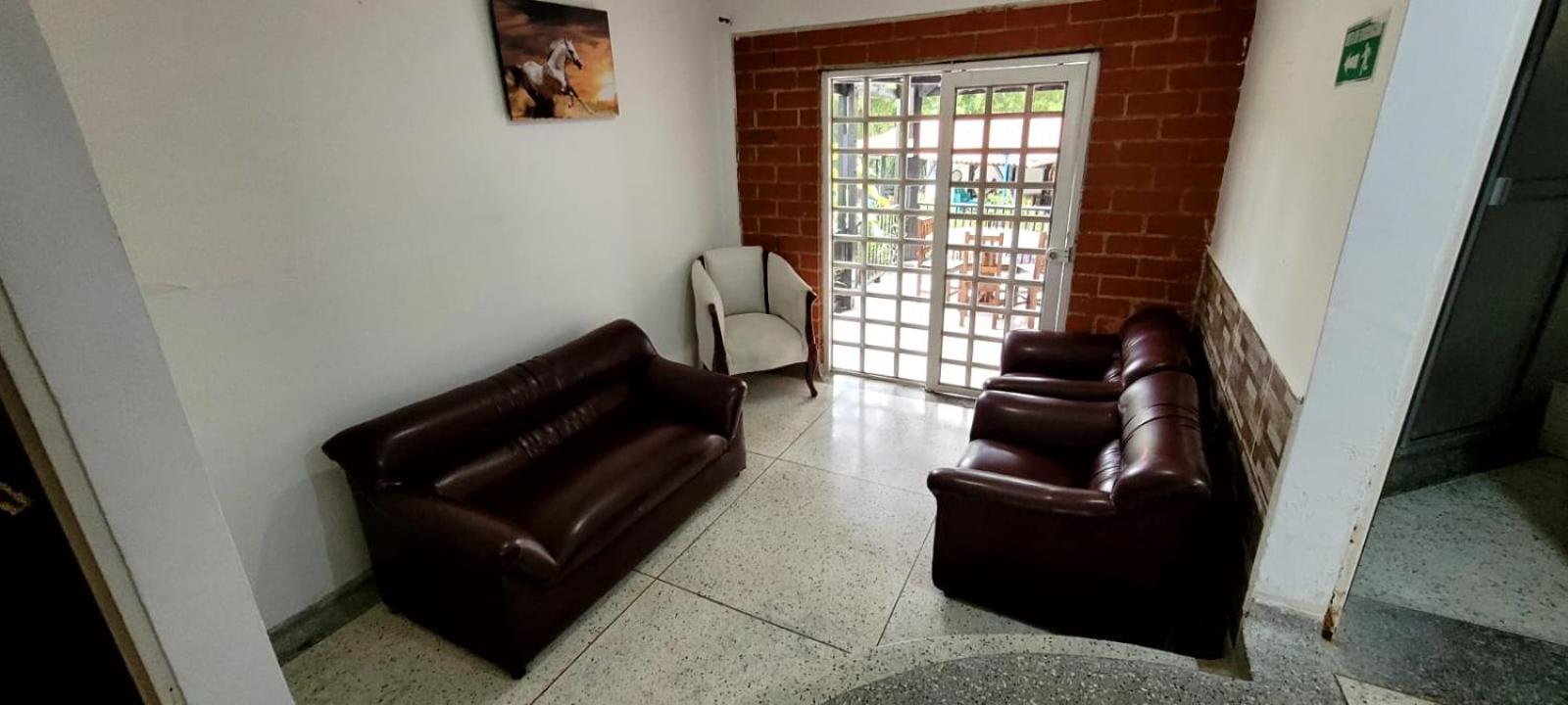 Family Room with Balcony photo 3