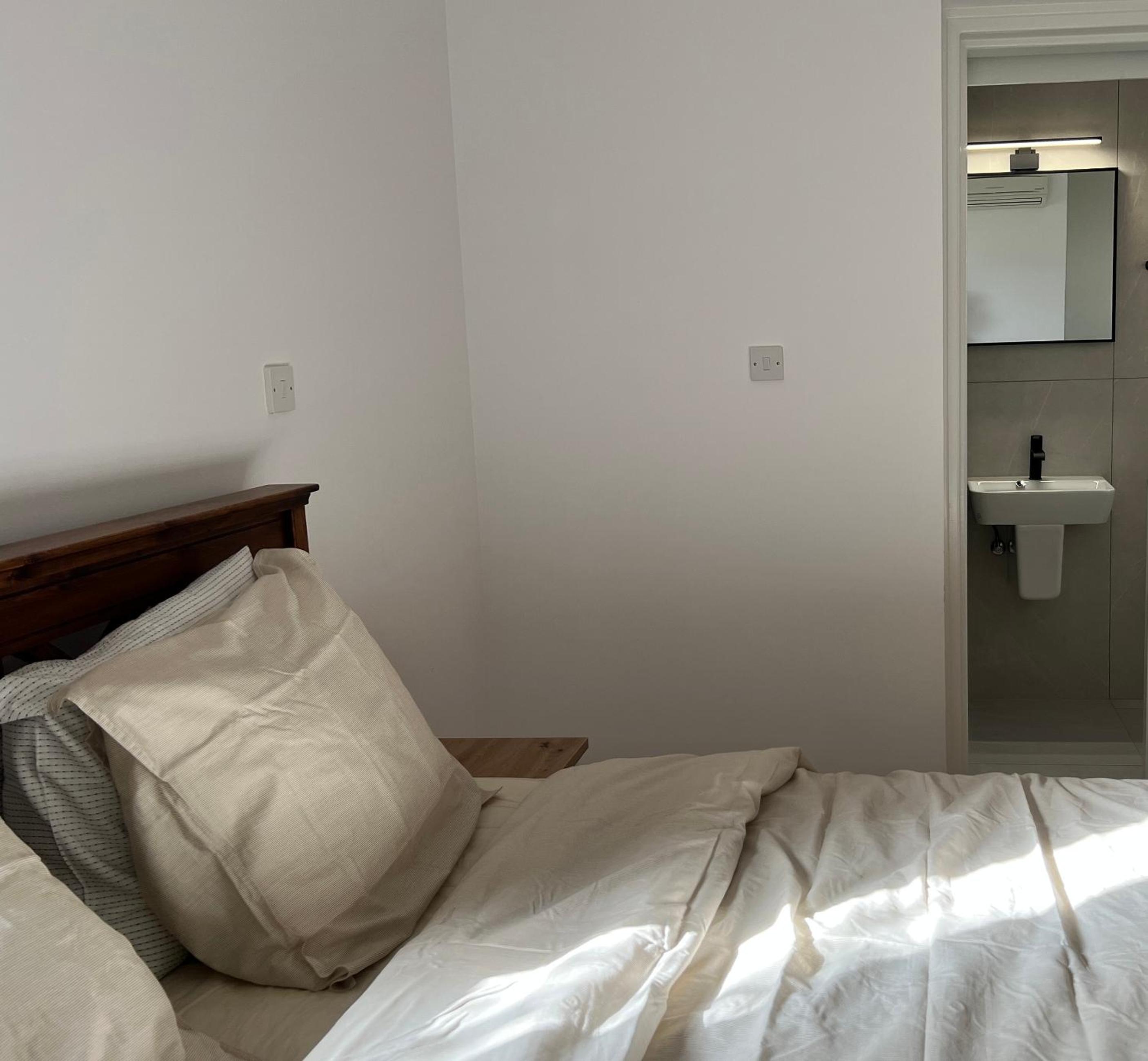 Two-Bedroom House photo 2