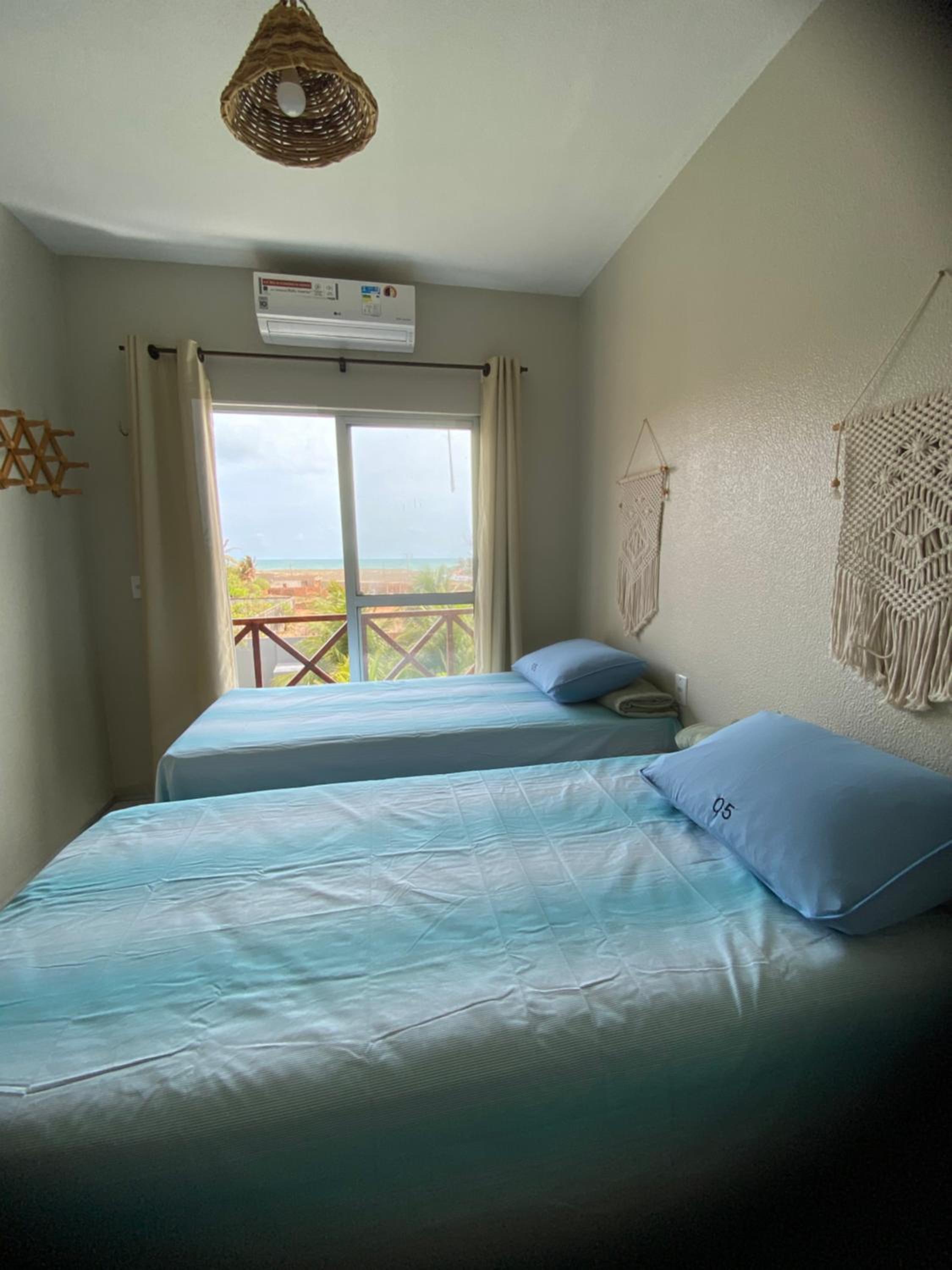Apartment with Sea View - Photo 32