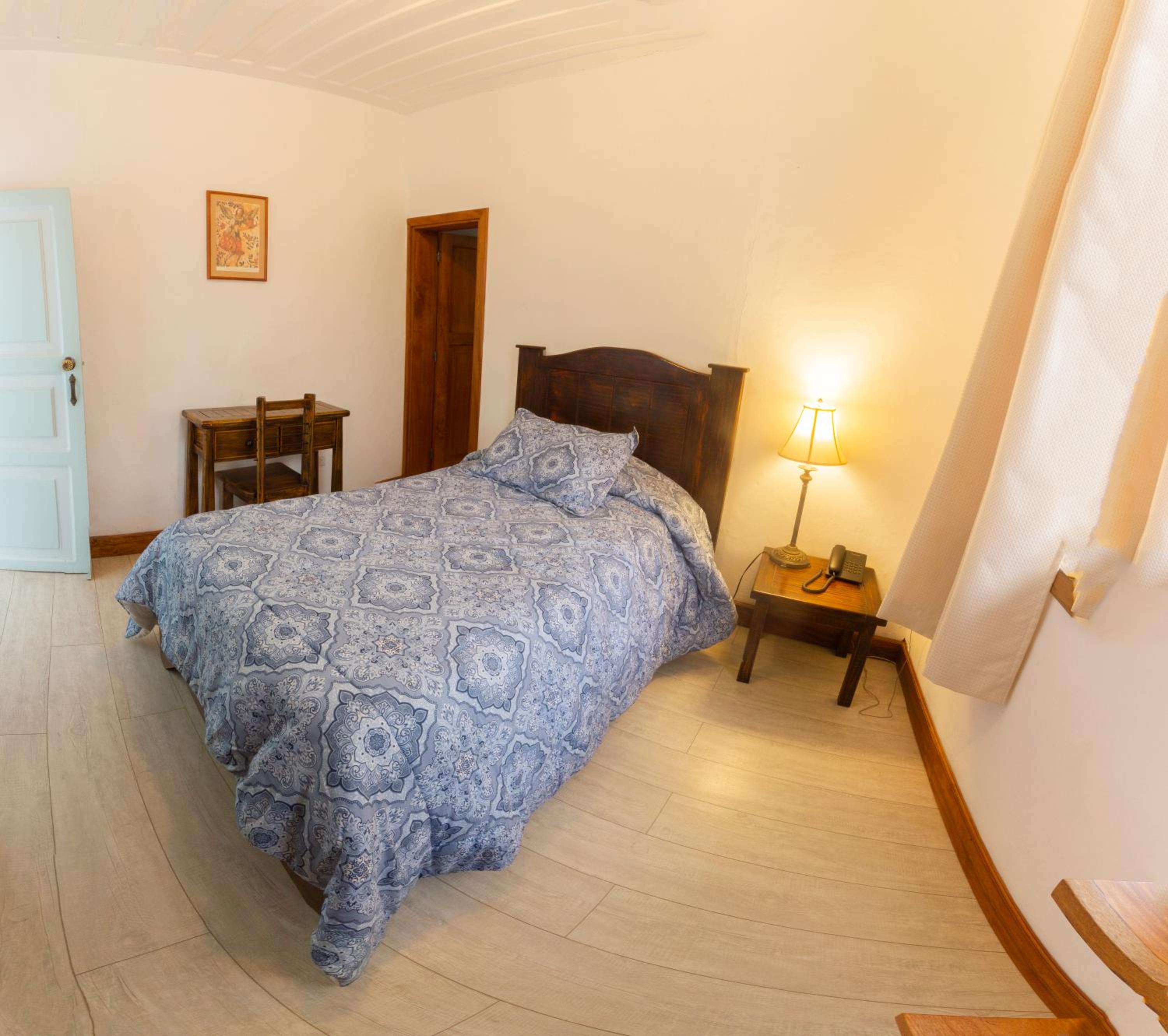 Single Room photo 2