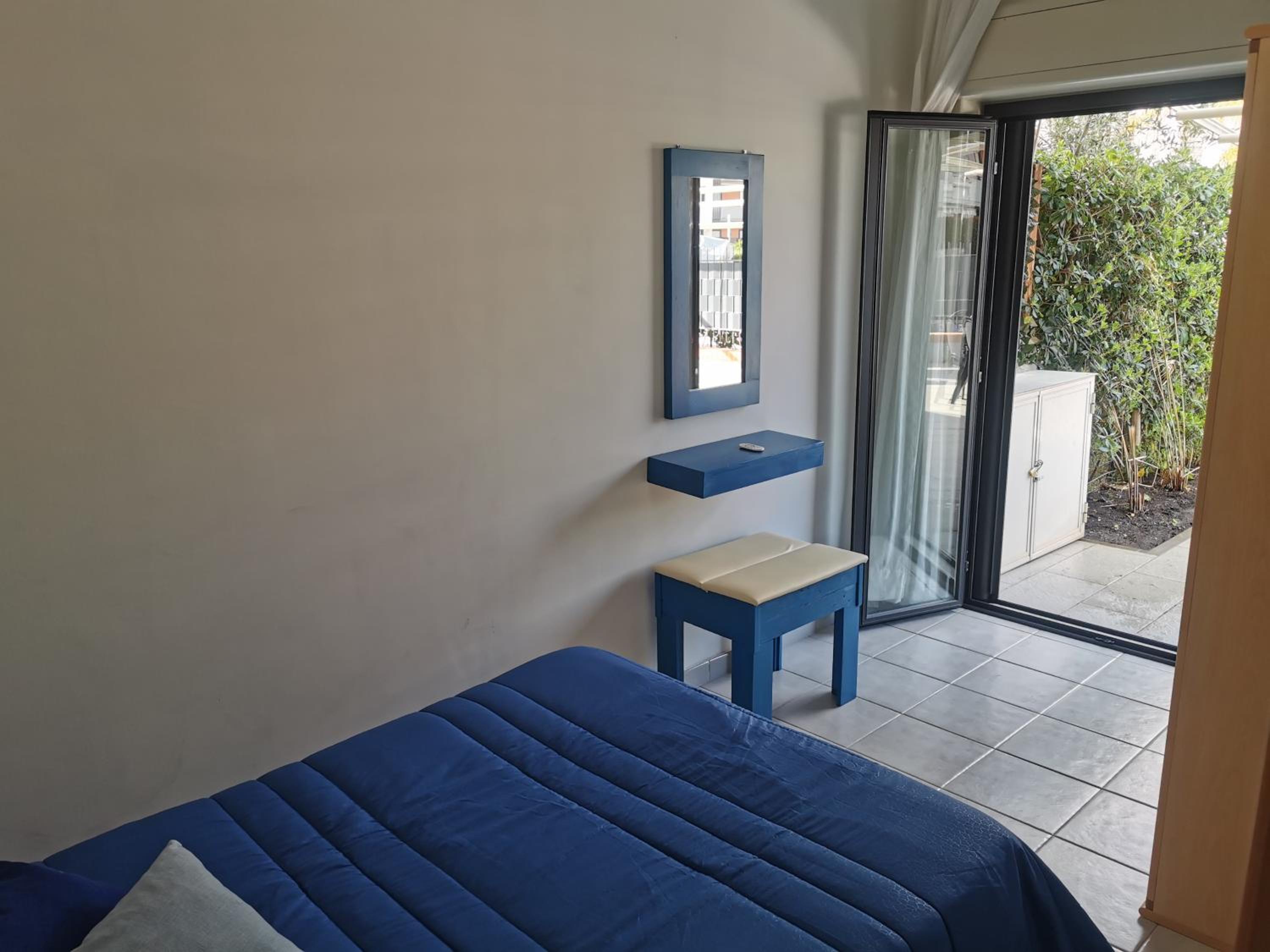 Apartment with Pool View  photo 1