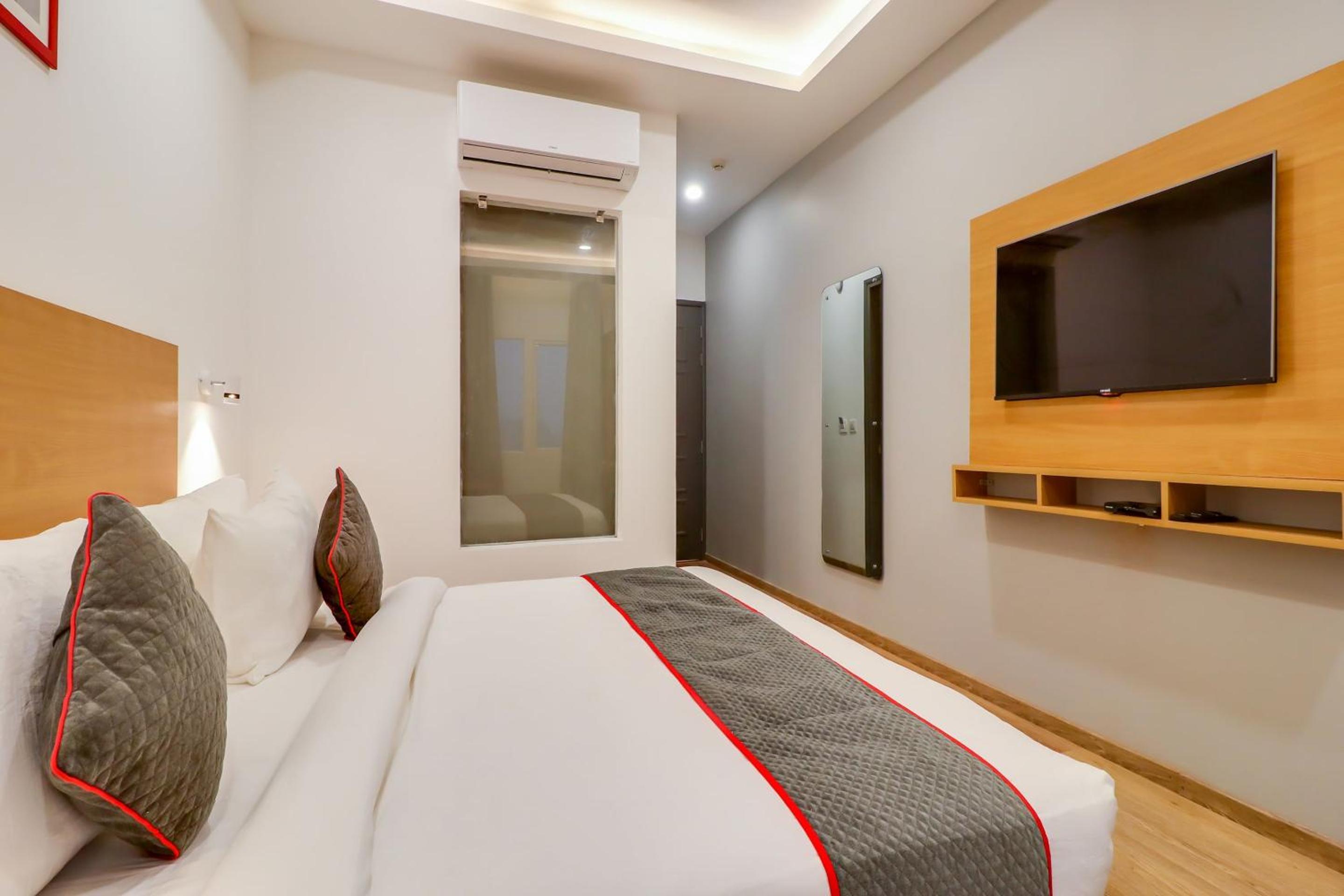 Deluxe Triple Room photo 3