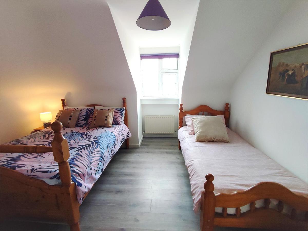 Triple Room with Sea View - Photo 1