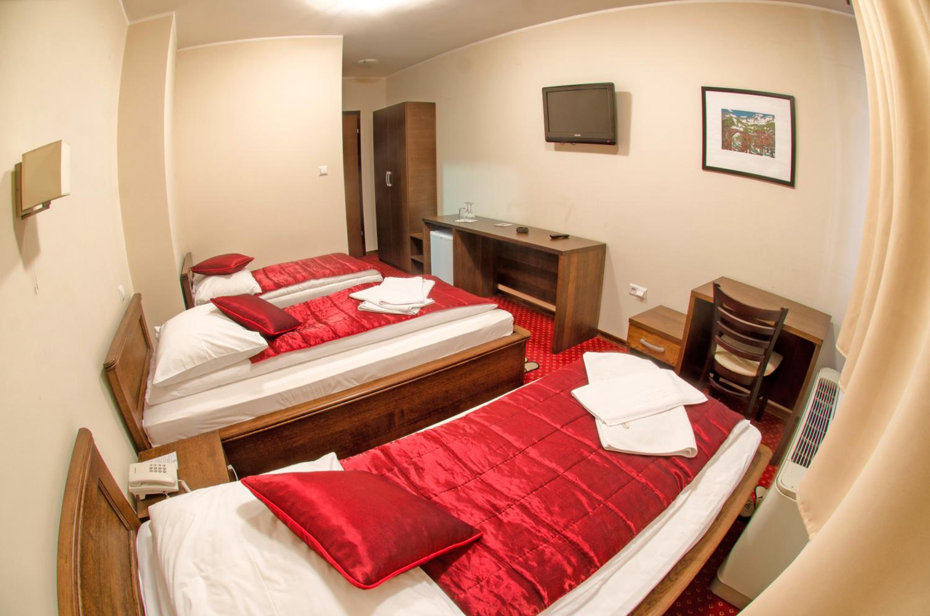 Single Room with Balcony photo 2