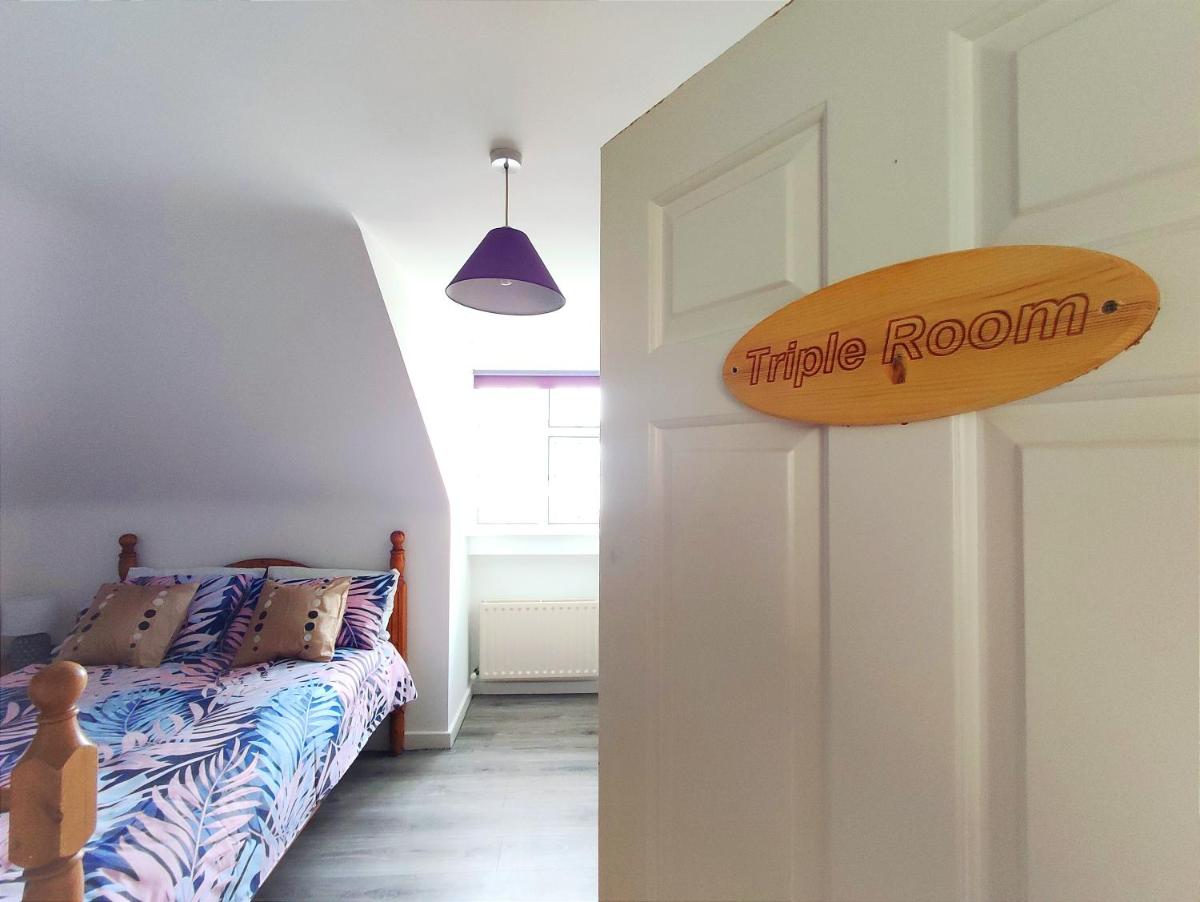 Triple Room with Sea View - Photo 4