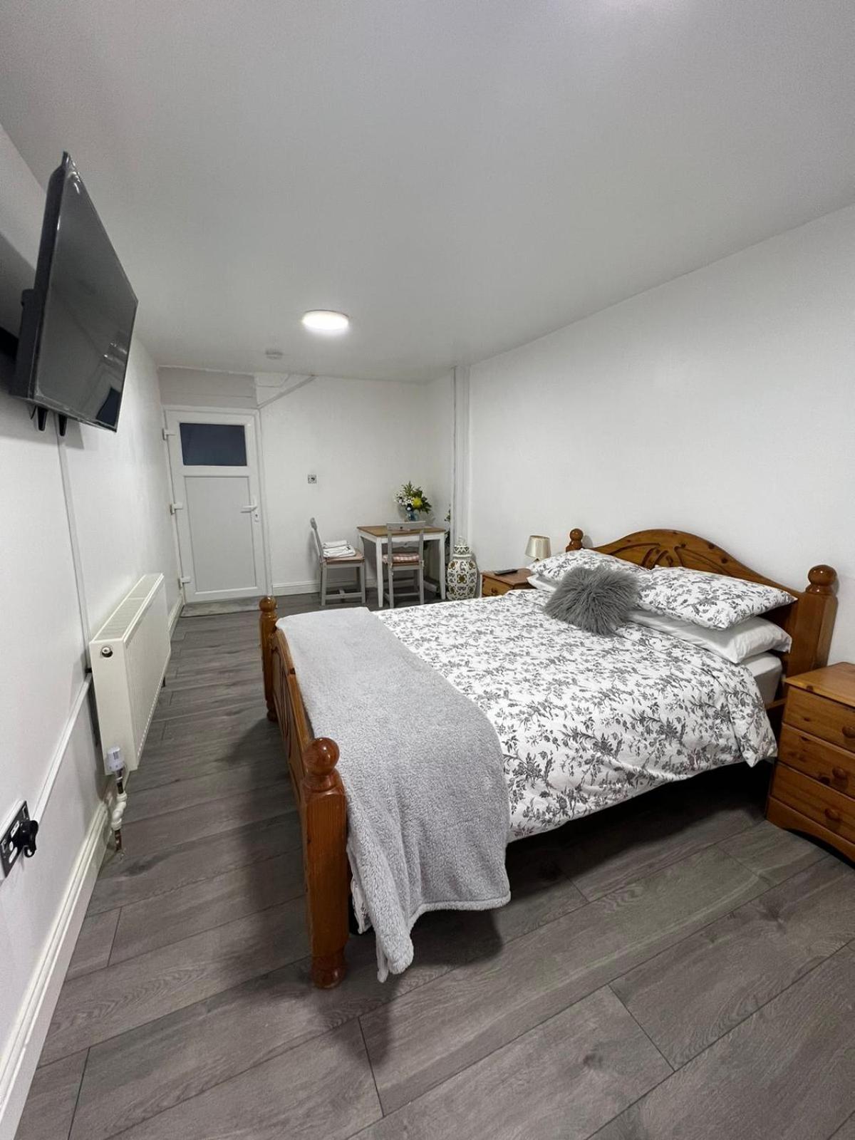 Deluxe Double Room - Photo 1