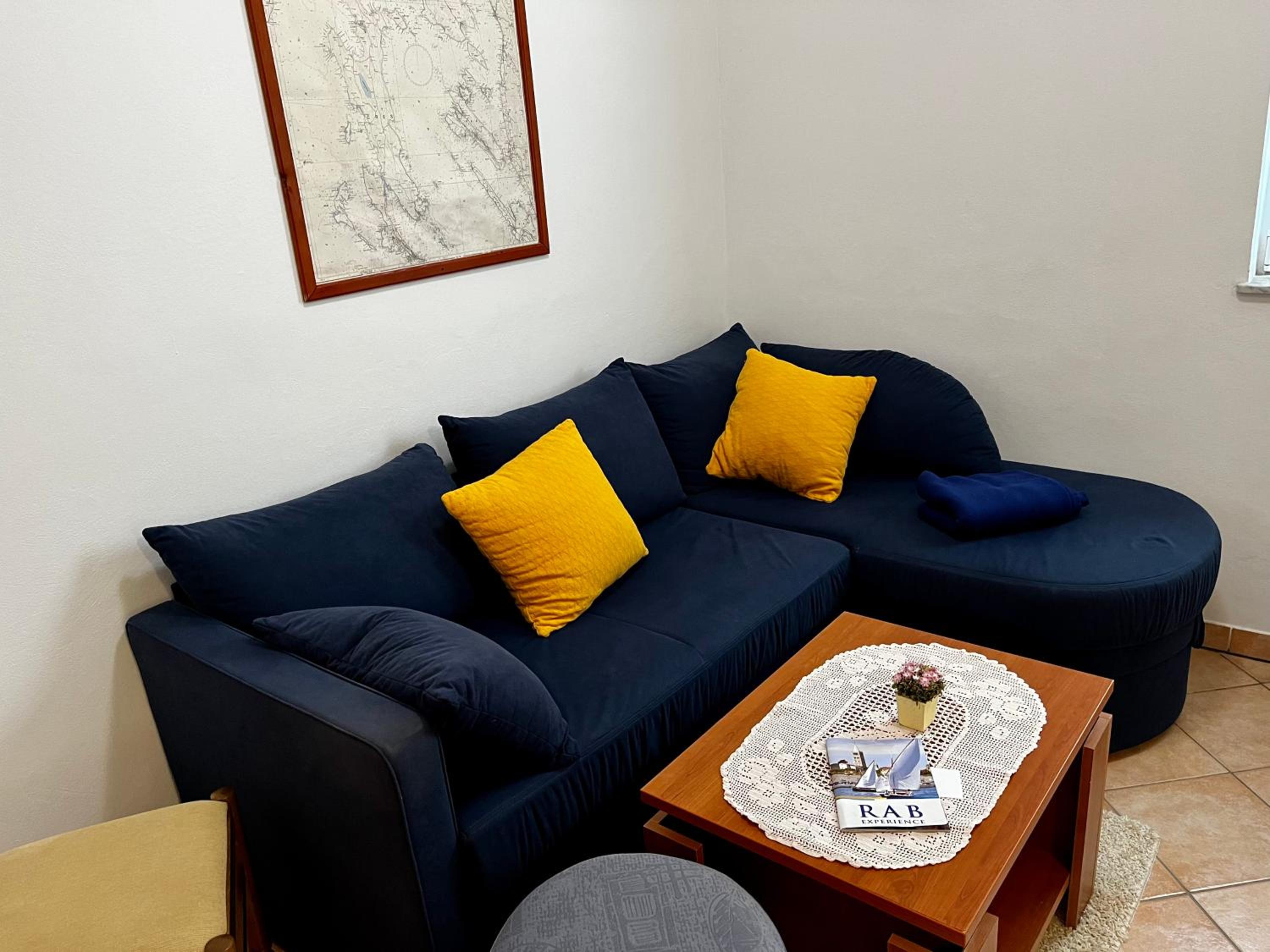Apartment - Photo 8