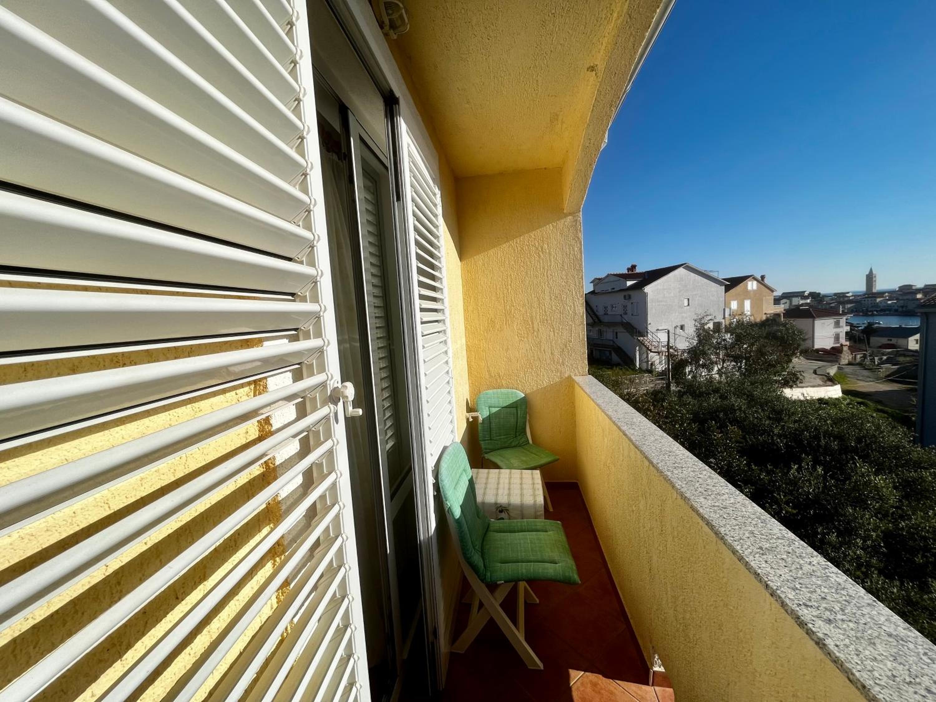 Apartment - Photo 12