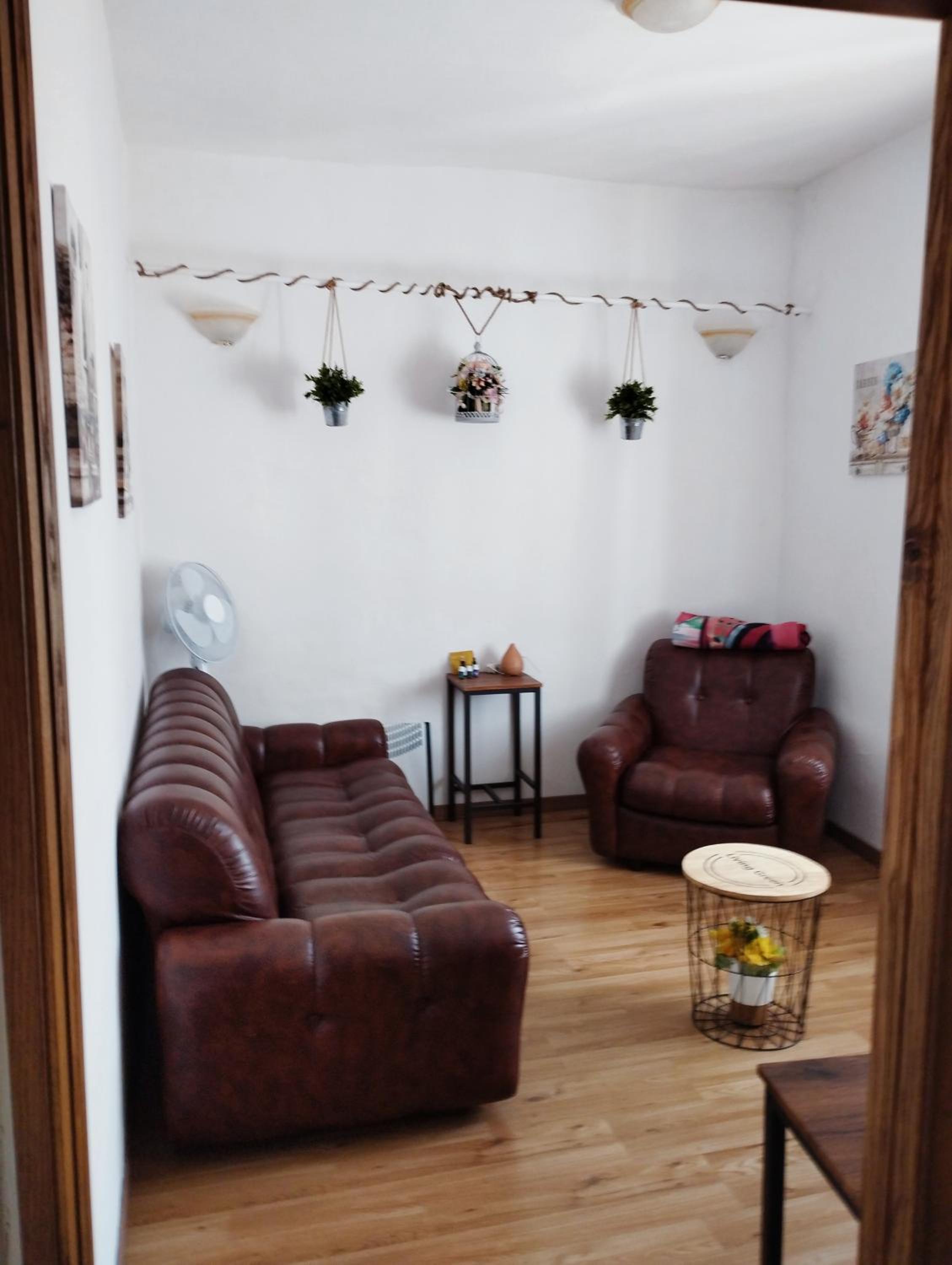 One-Bedroom House photo 2