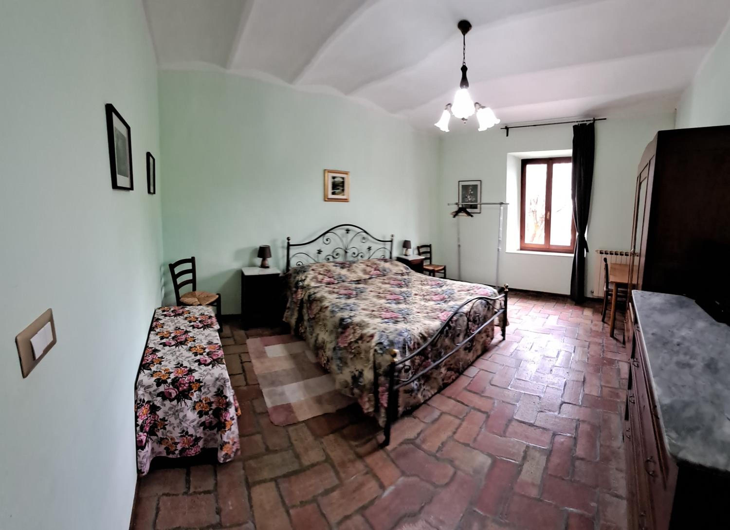 Double Room with Private Bathroom photo 2