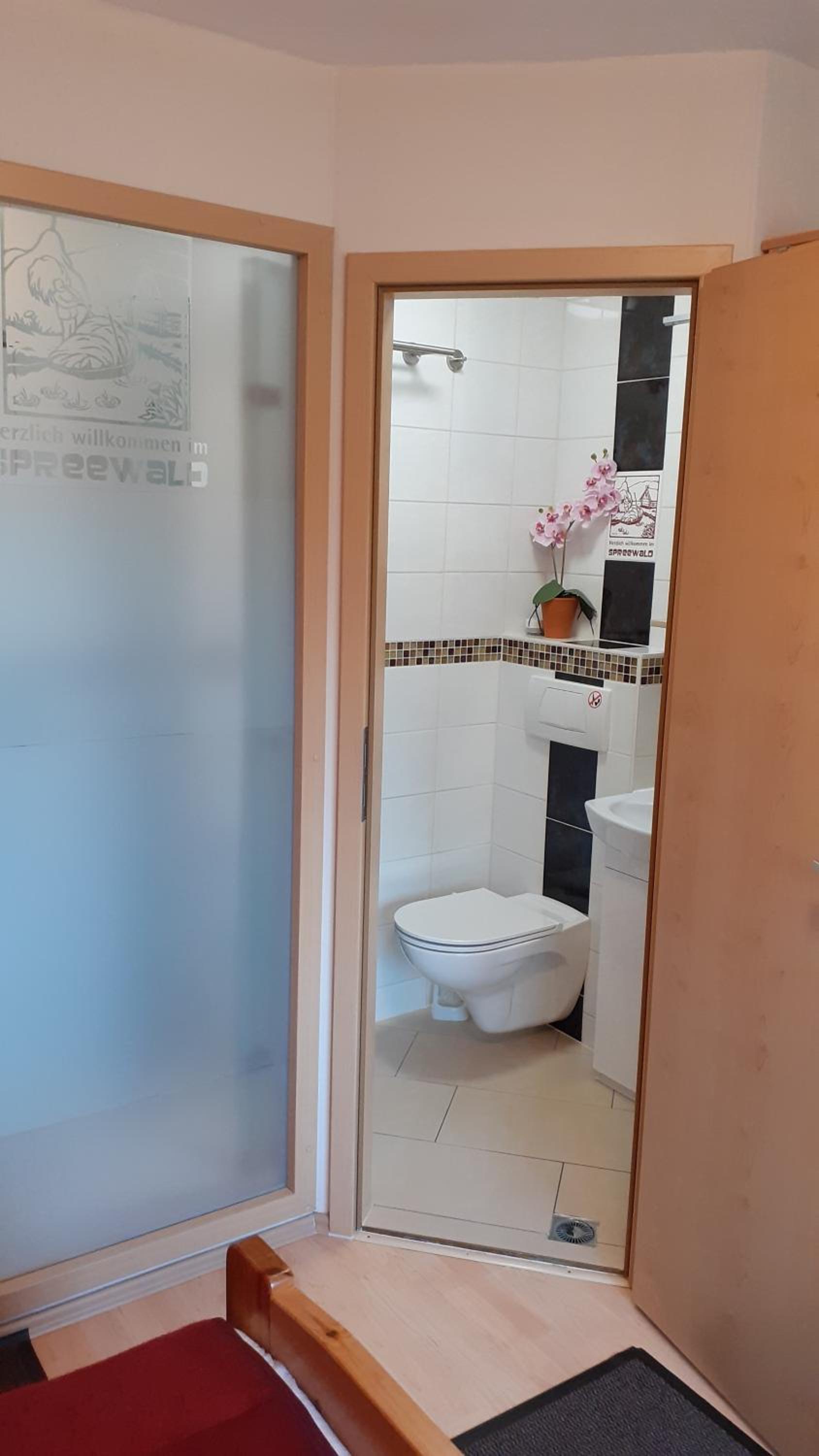Double or Twin Room with Shower photo 2