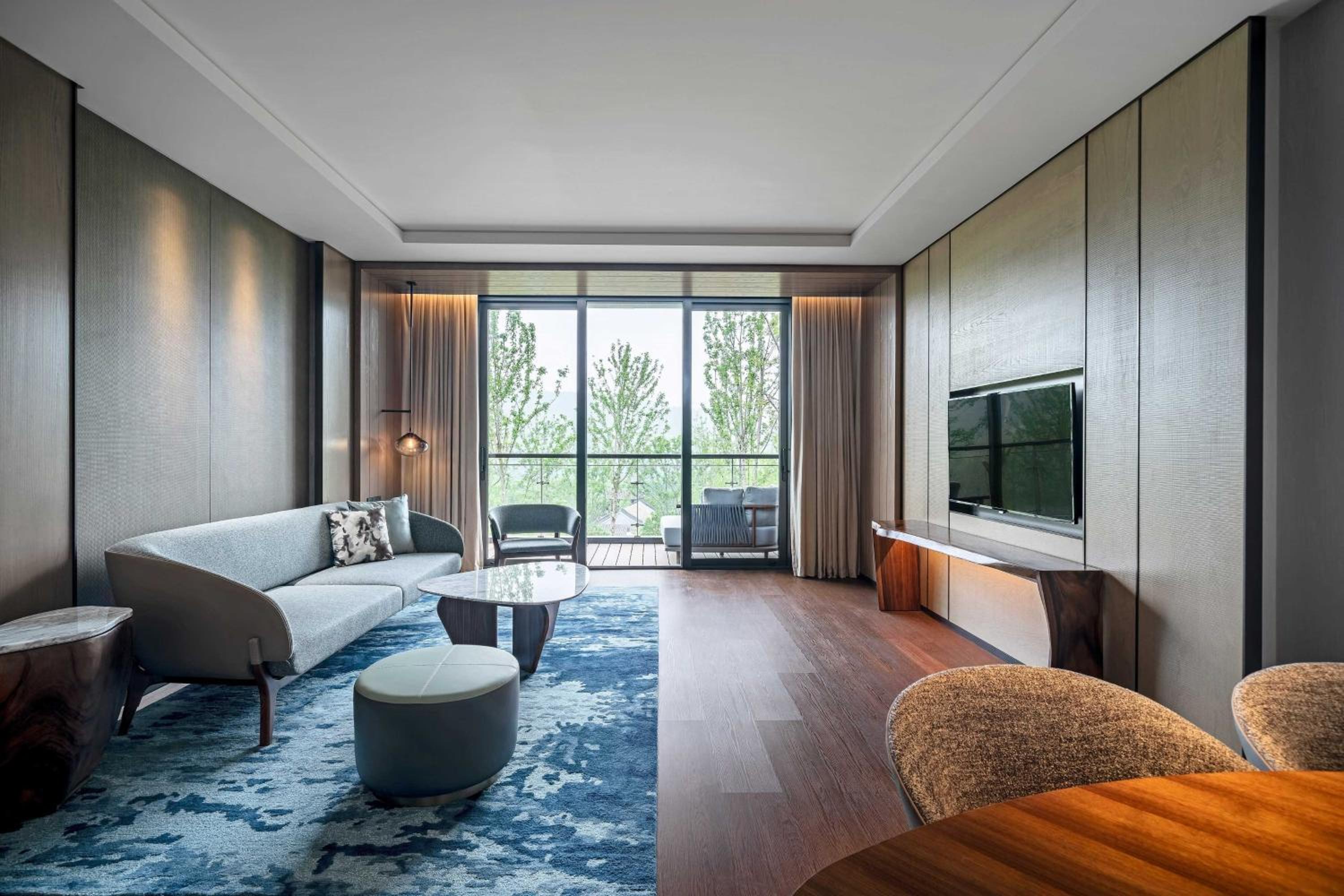 Private Hot Spring Garden-view Suite - Photo 1