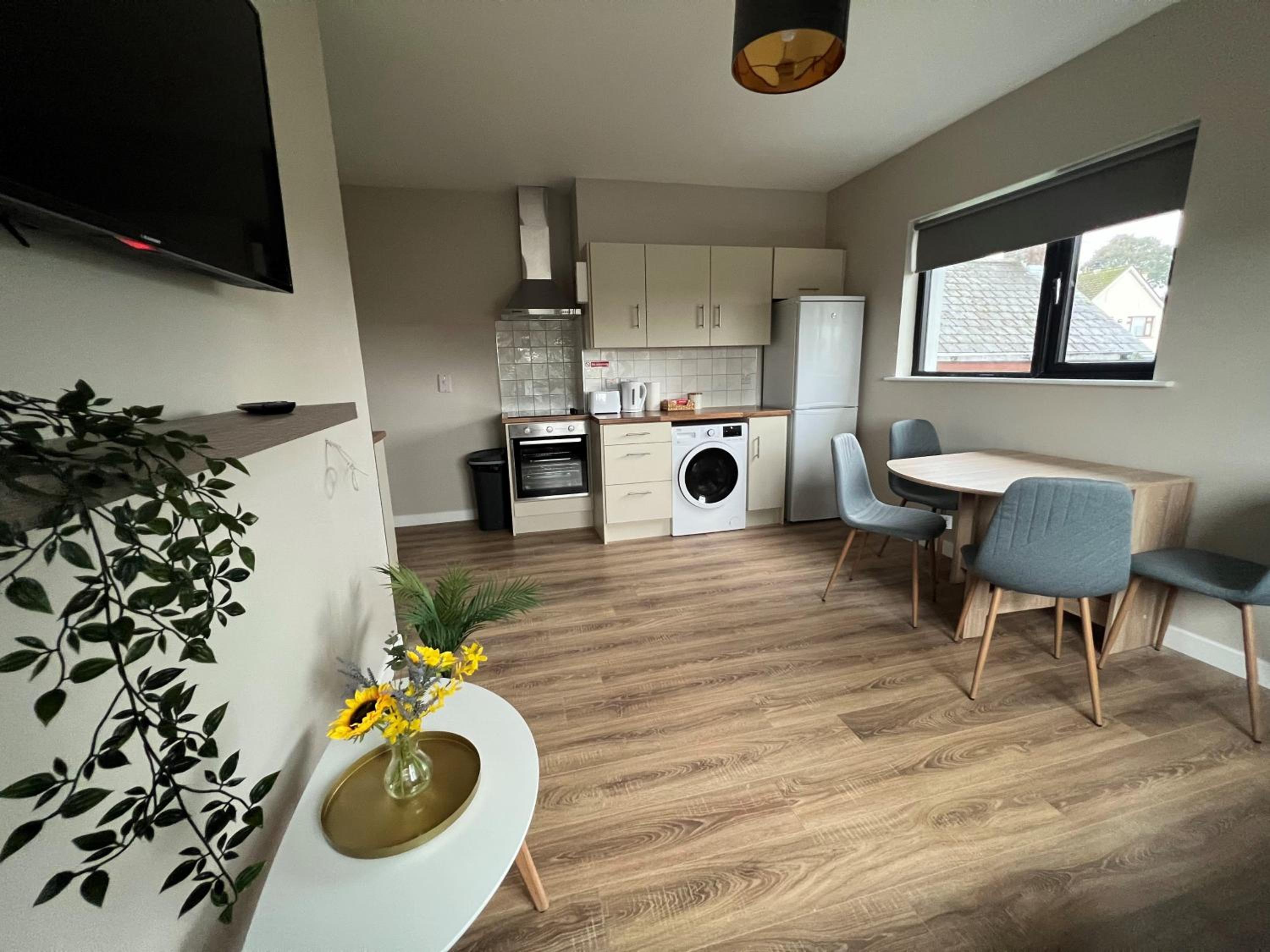 Two-Bedroom Apartment - Photo 7