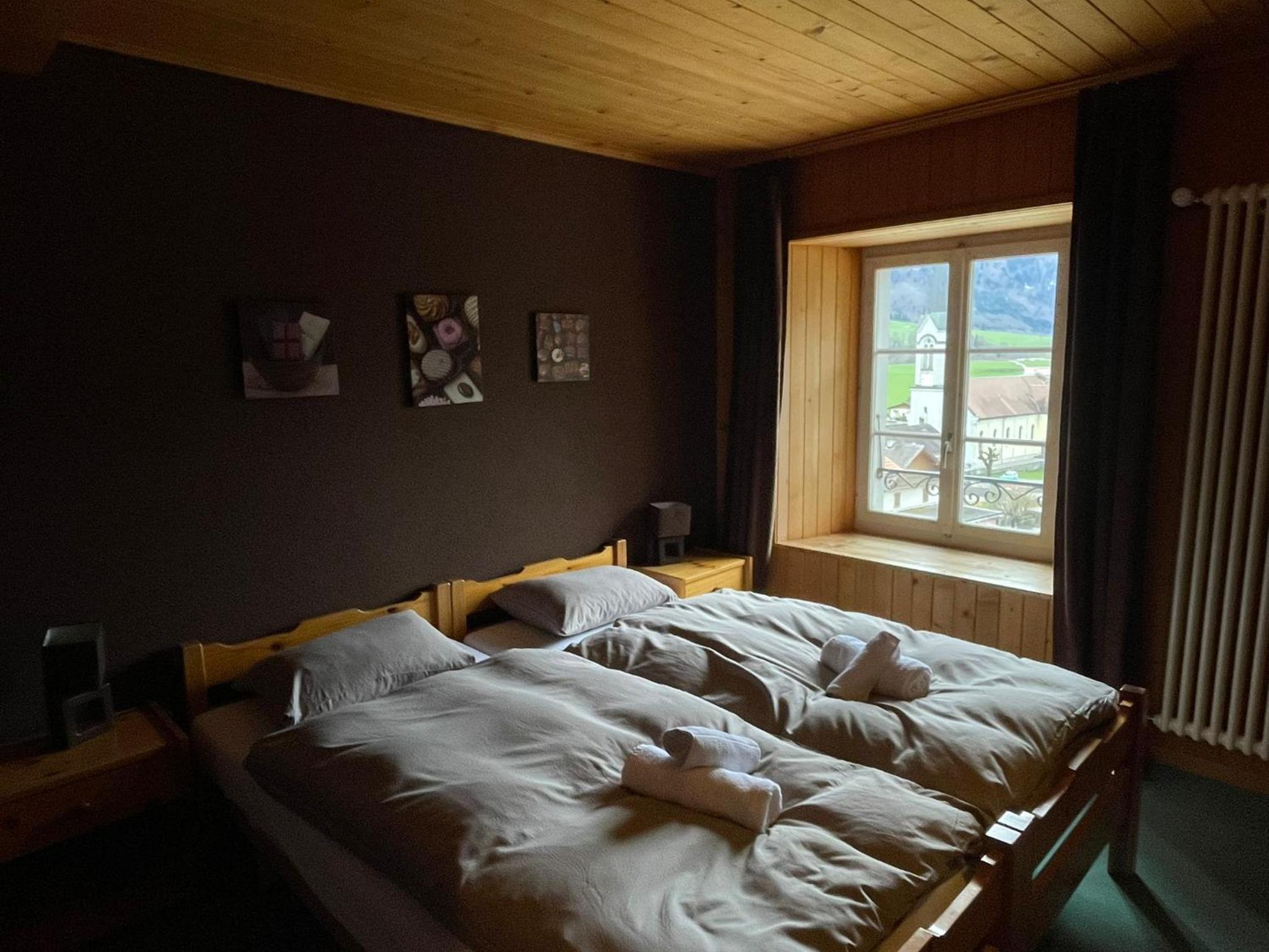 Quadruple Room with Private Bathroom - Photo 4