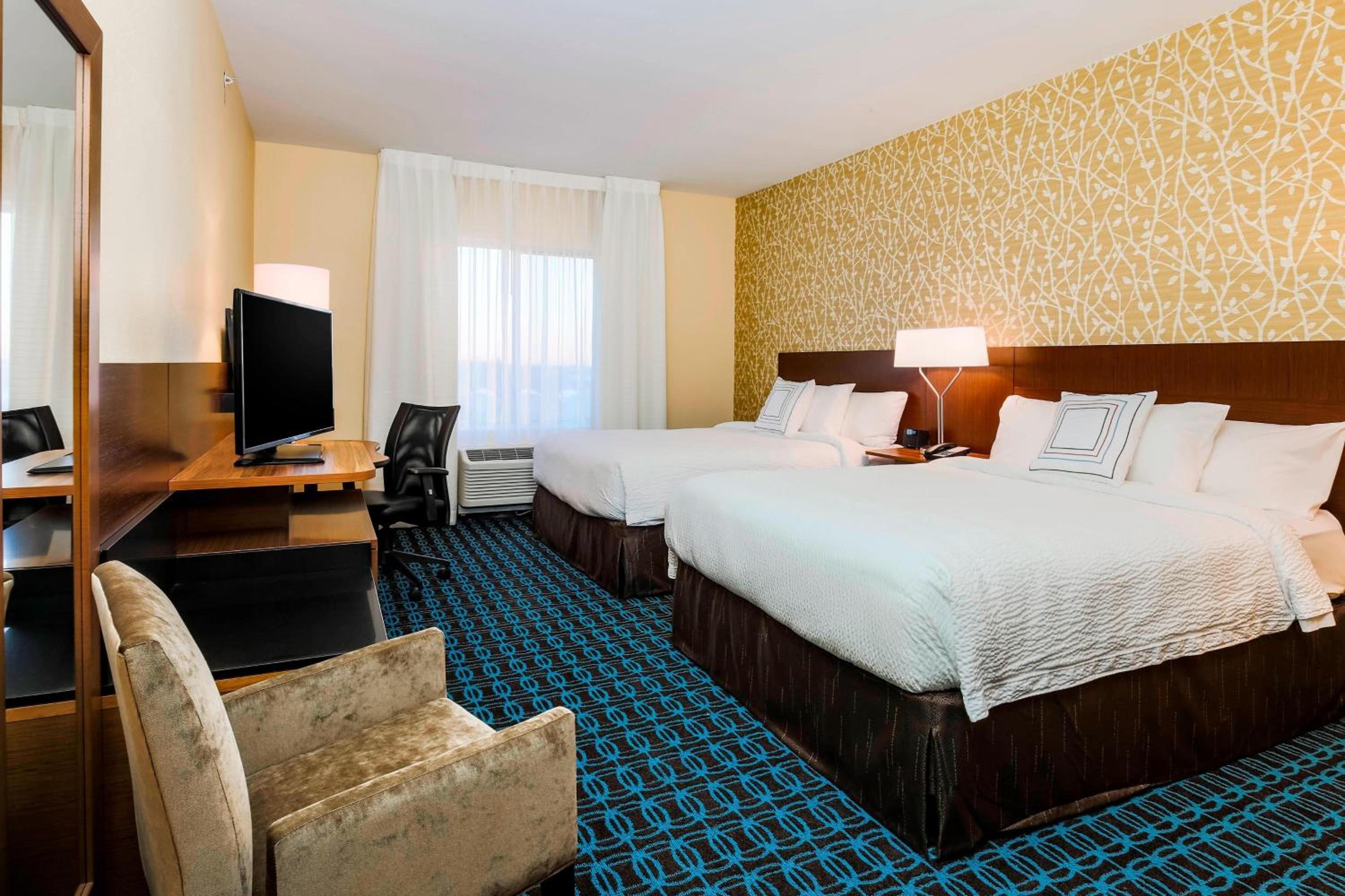 Queen Room with Two Queen Beds and Roll-in Shower - Mobility and Hearing Accessible photo 1