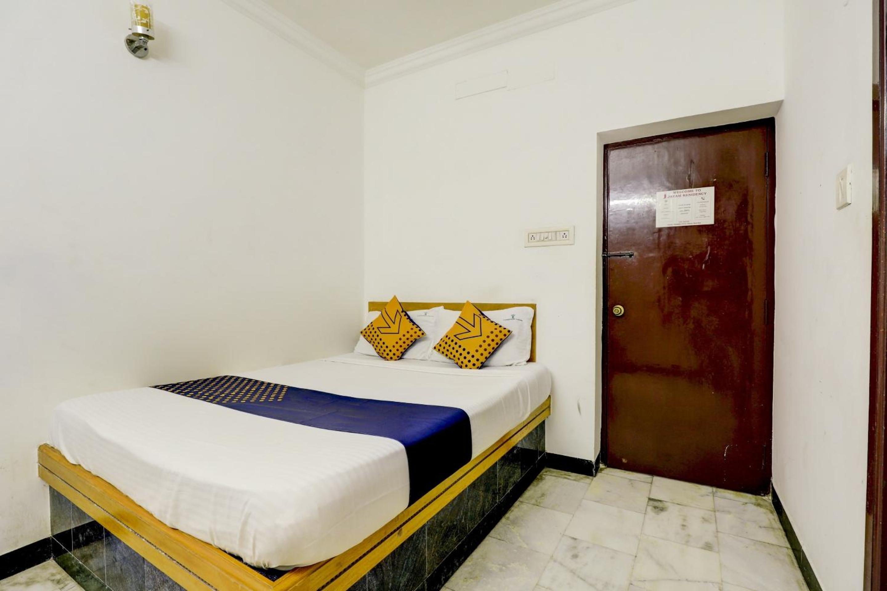 Standard Double Room With Fan