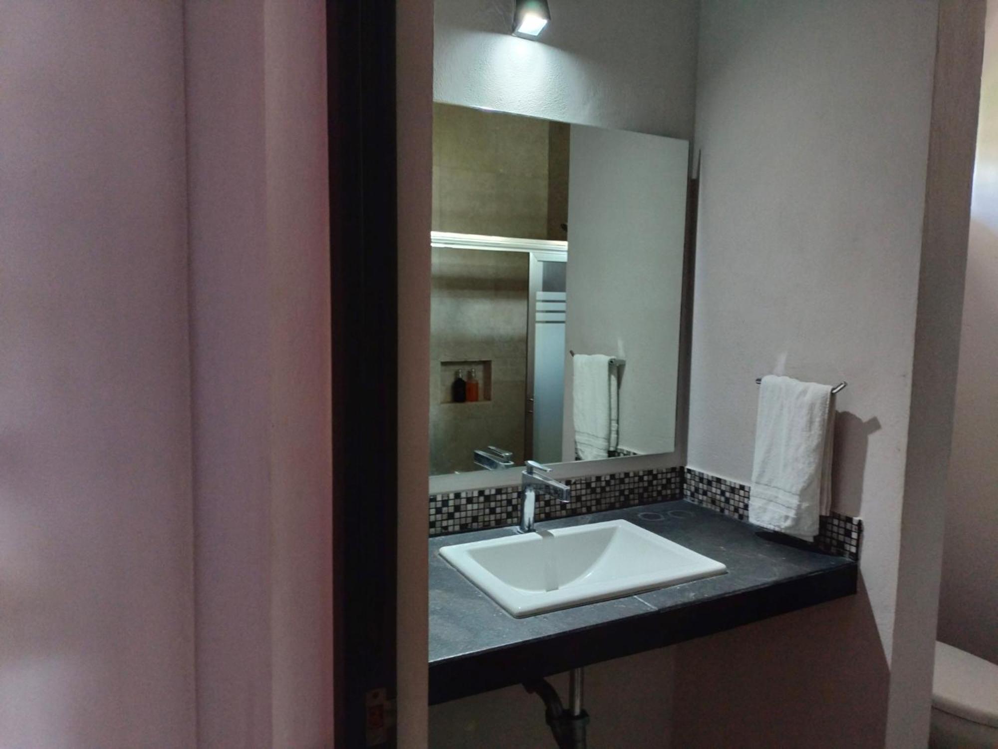 Double Room with Two Double Beds - Photo 4