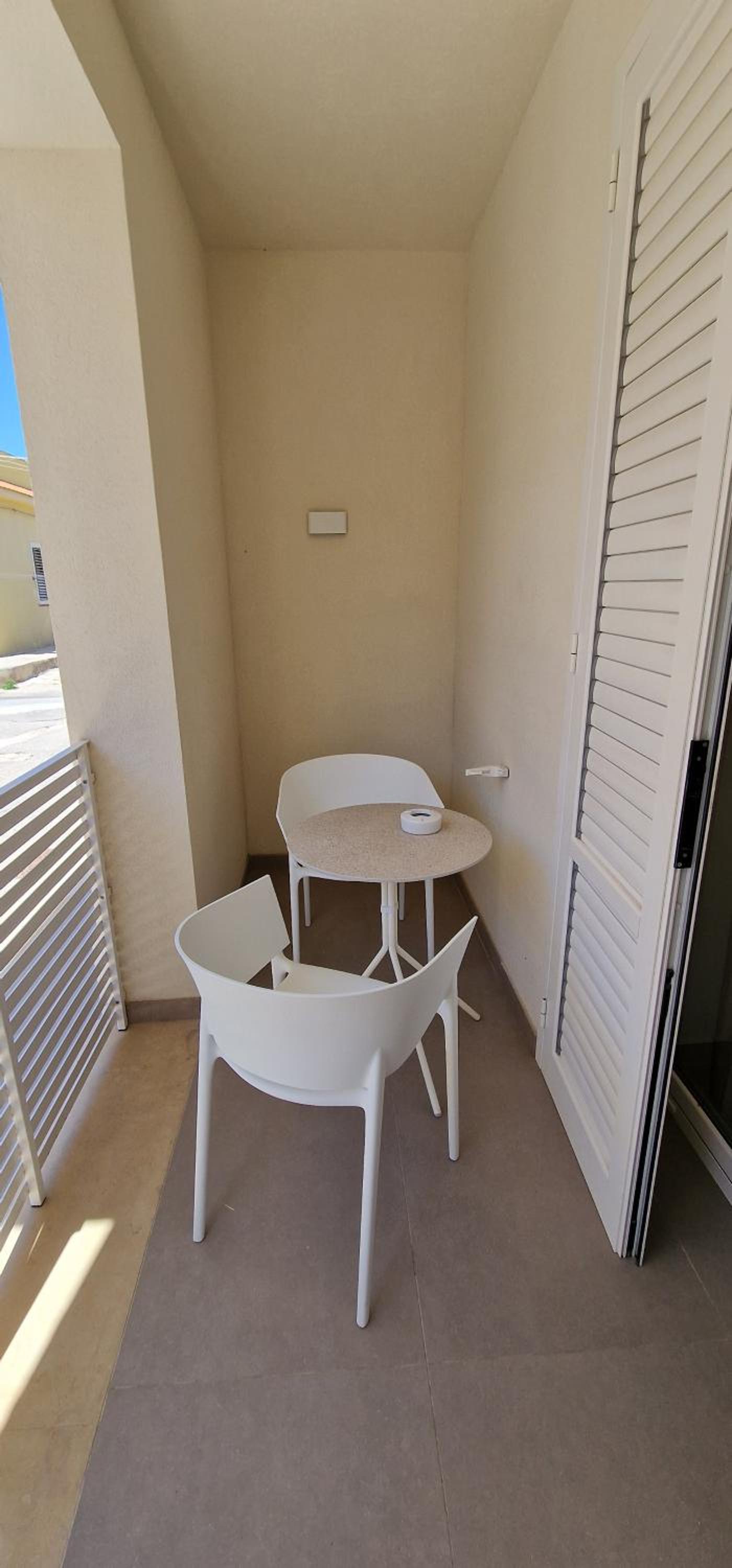Studio Apartment photo 2