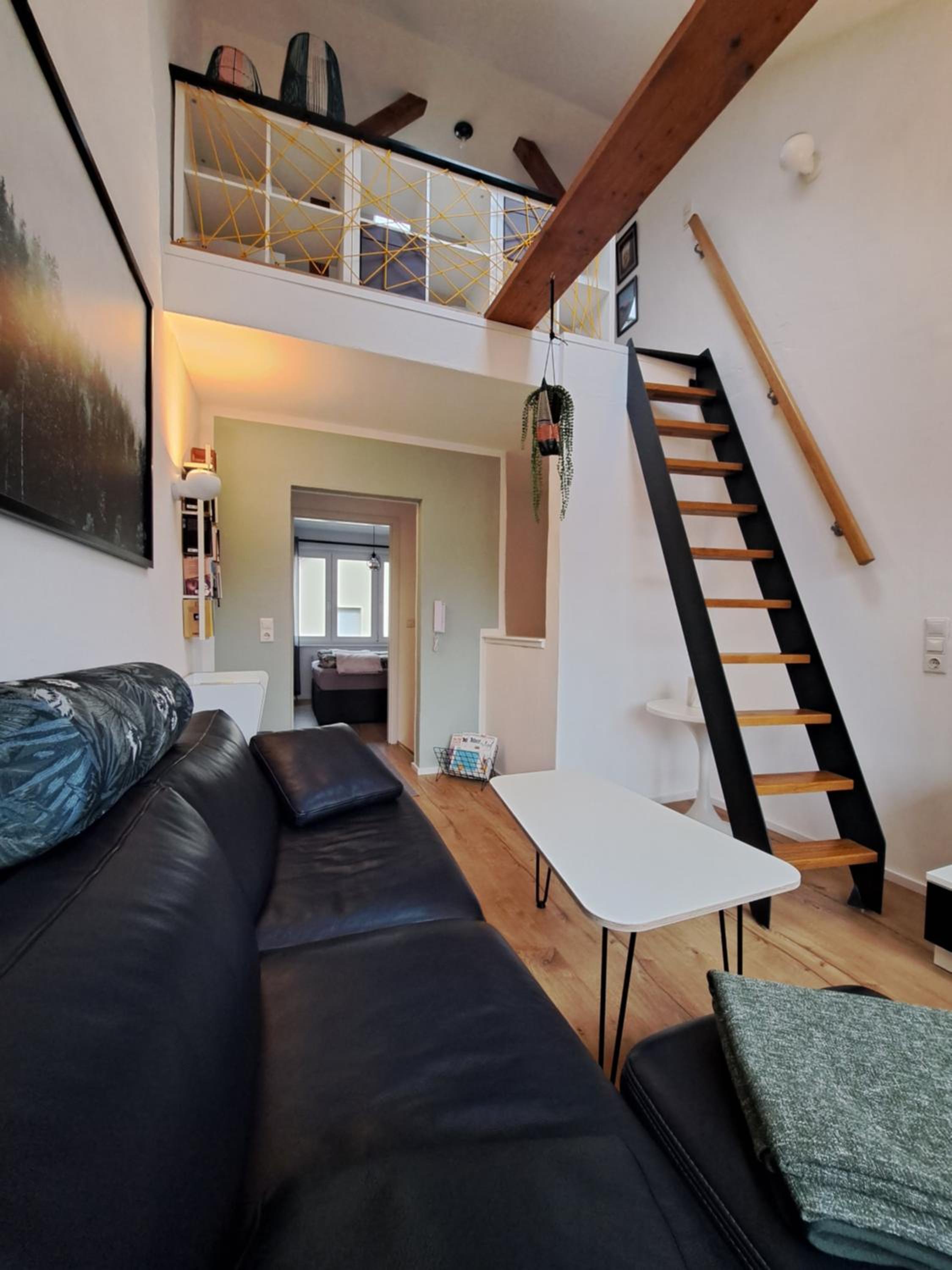 Apartment - Split Level photo 2