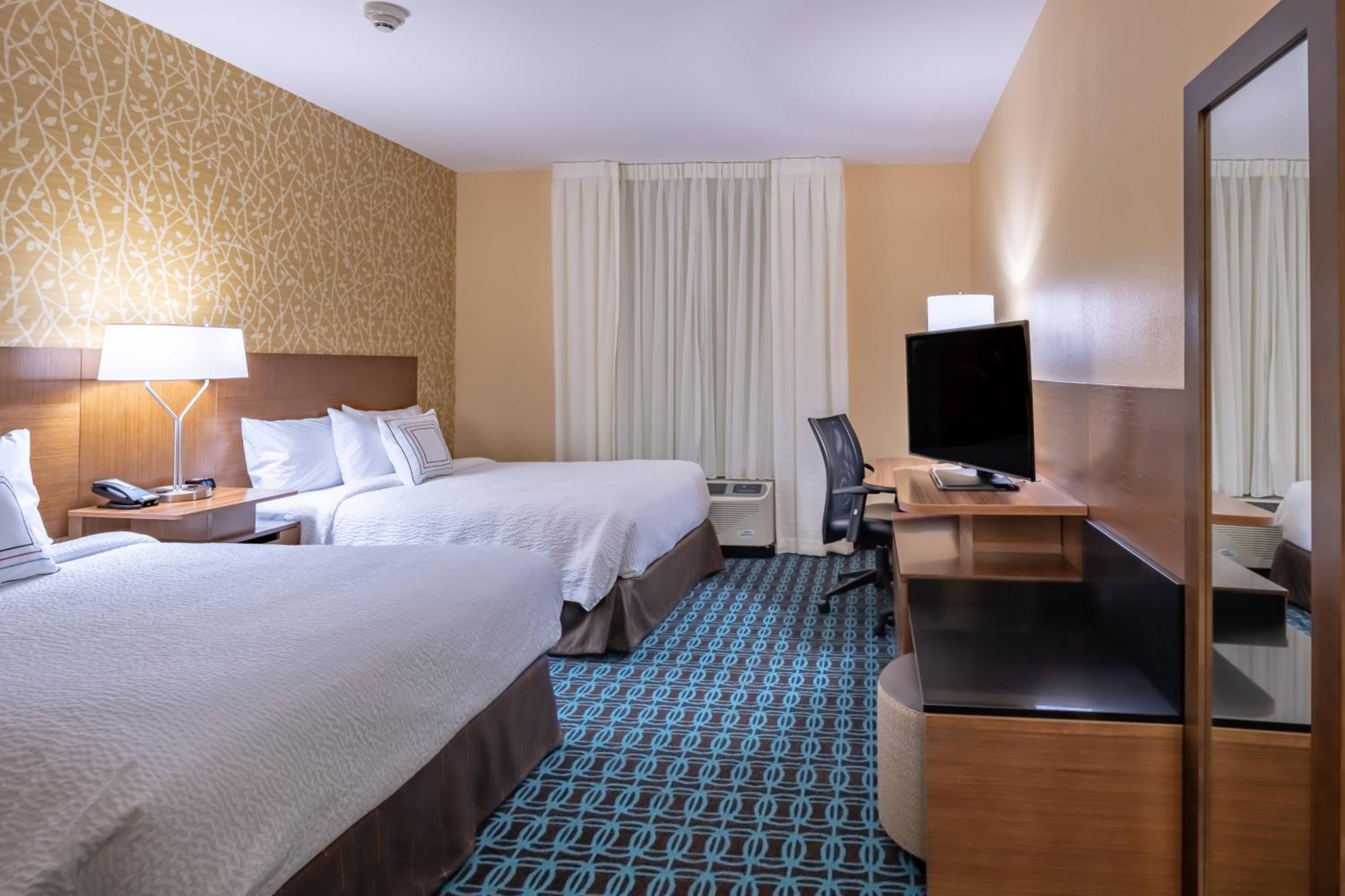 Double Queen Room