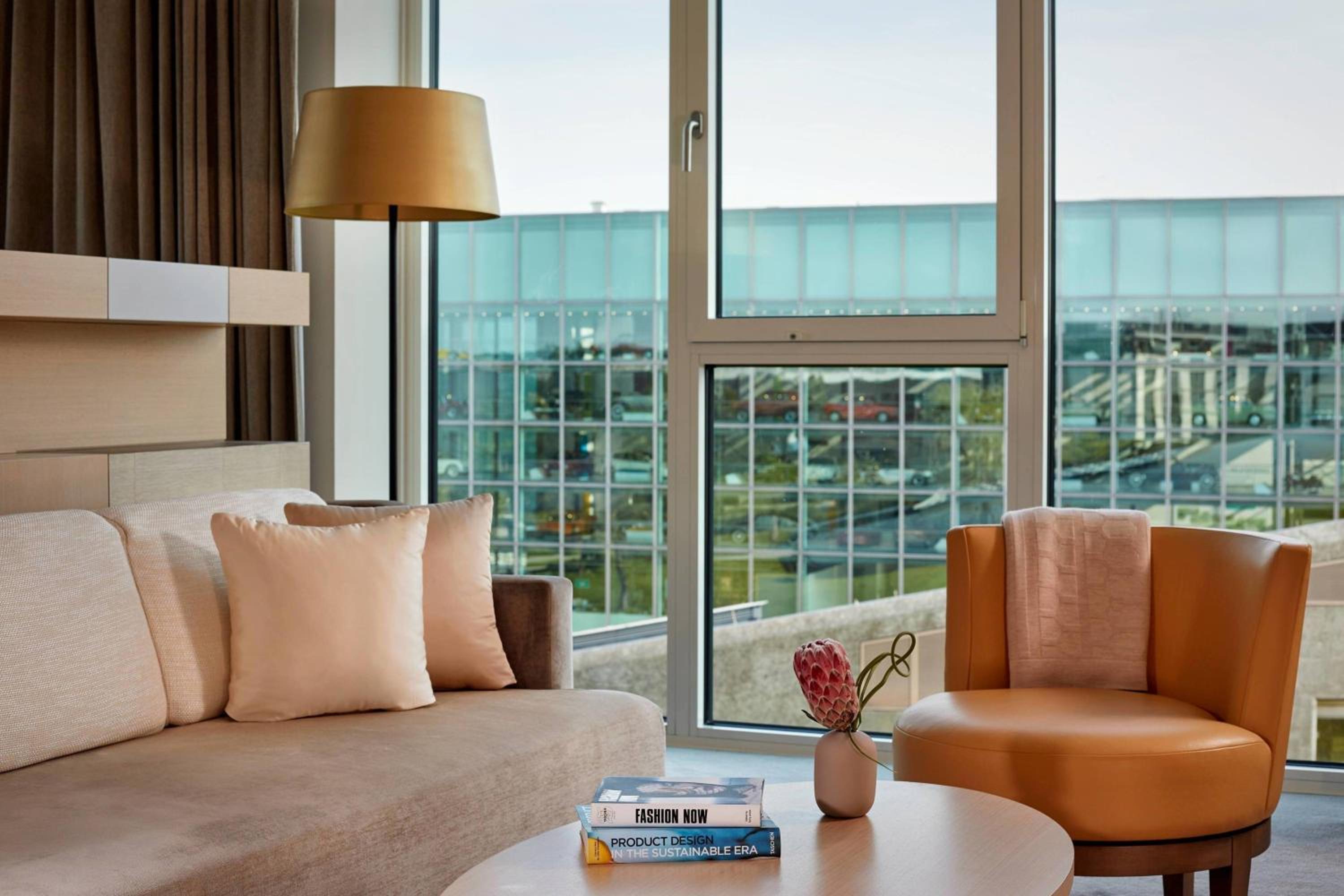 Executive King Suite - Photo 1